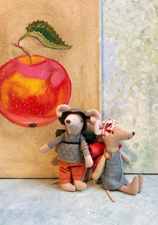 Big Sister Hiker Mouse - 2020