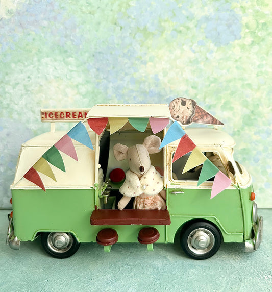 Vintage Ice Cream Van