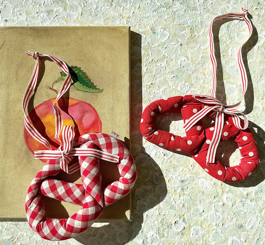 Christmas Ornament Large Pretzel - 2014