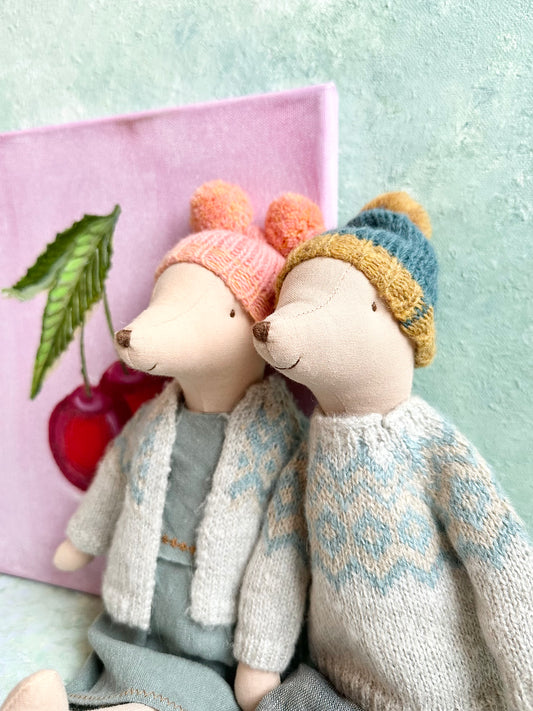 Medium Winter Mouse Girl - 2018