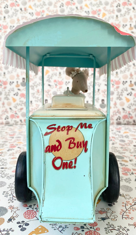 Miniature Vintage Ice Cream Truck