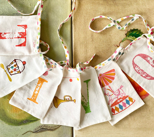 Tivoli Garland - 2012