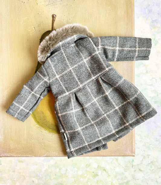 Best Friends Fur Coat - 2016