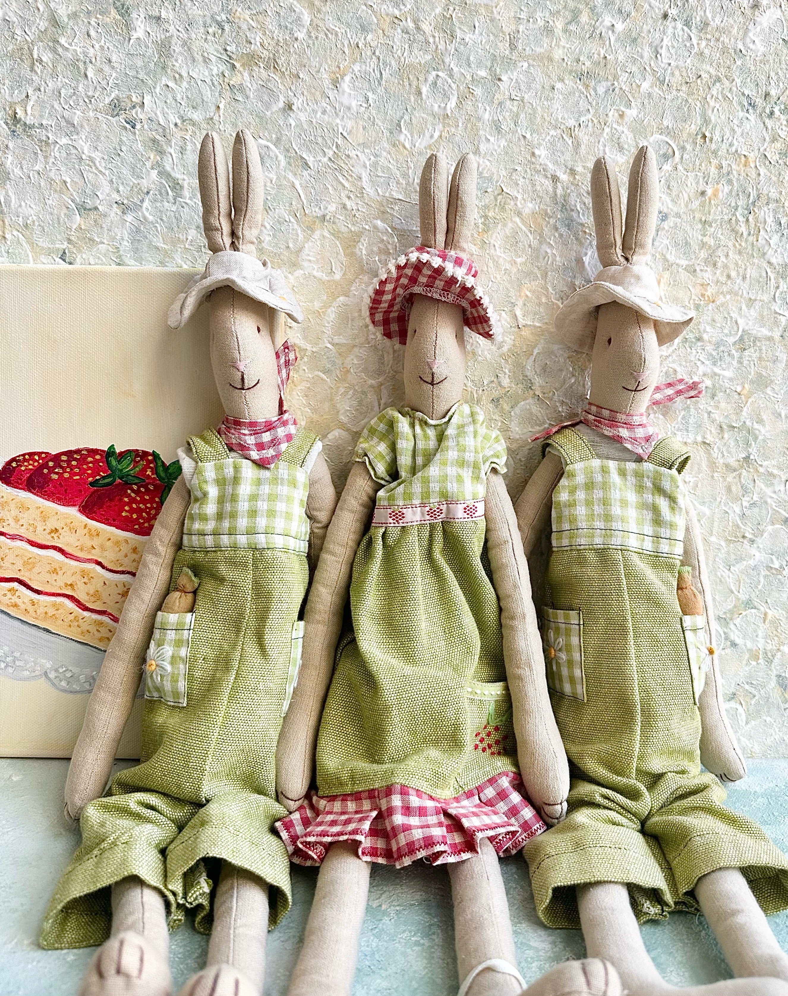 Medium Raspberry Rabbit - 2007