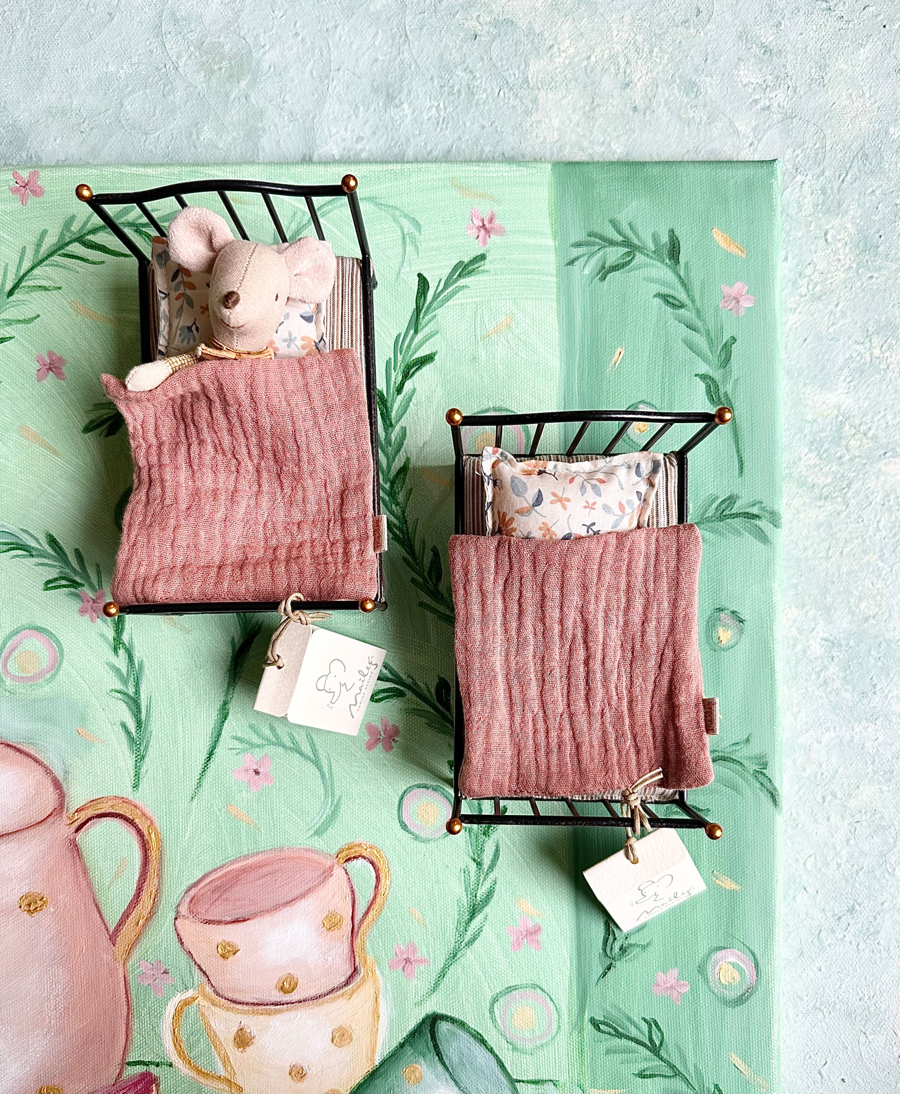 Vintage Mouse Bed - 2020