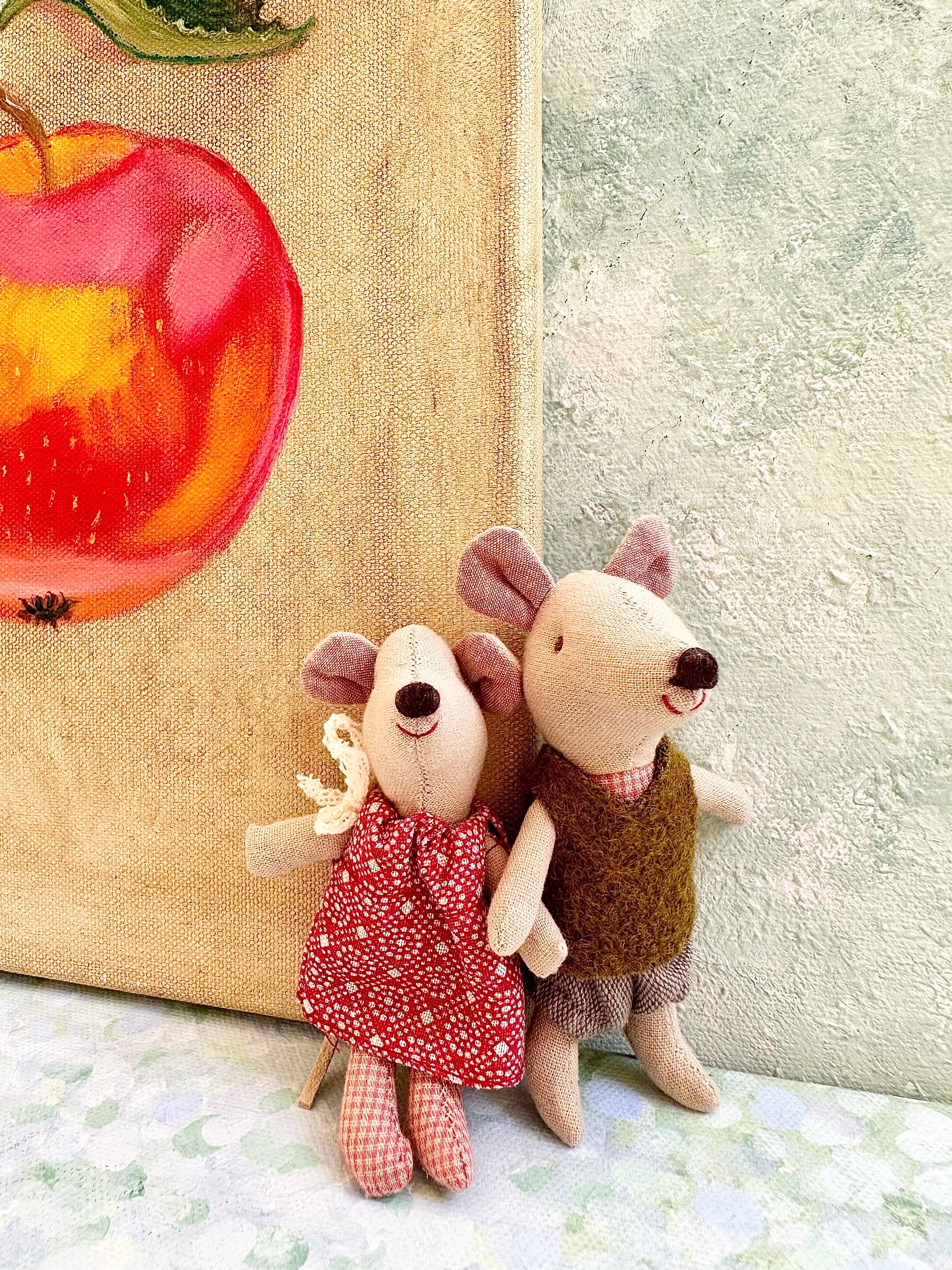 Christmas Little Sister in Matchbox - 2015