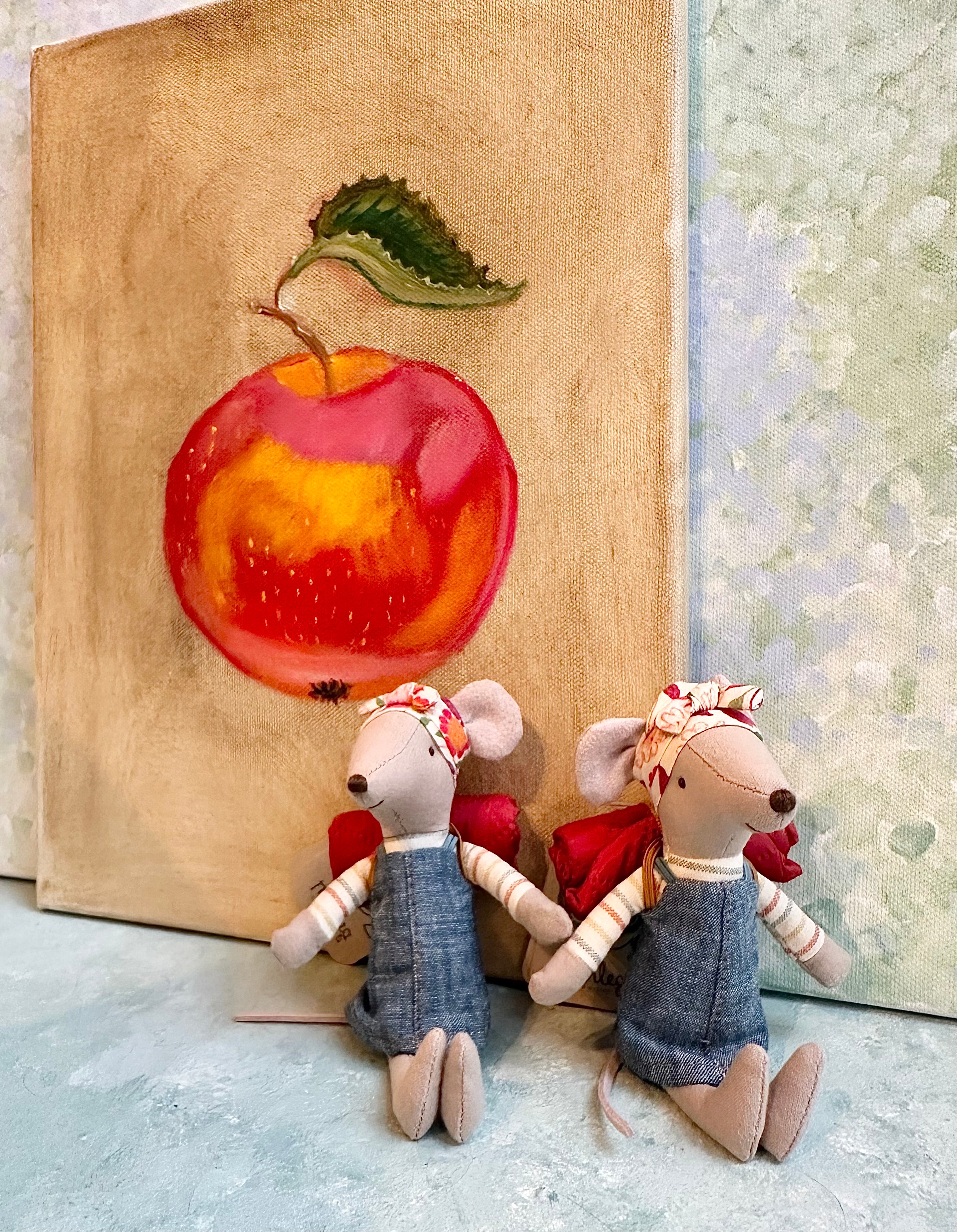 Big Sister Hiker Mouse - 2021