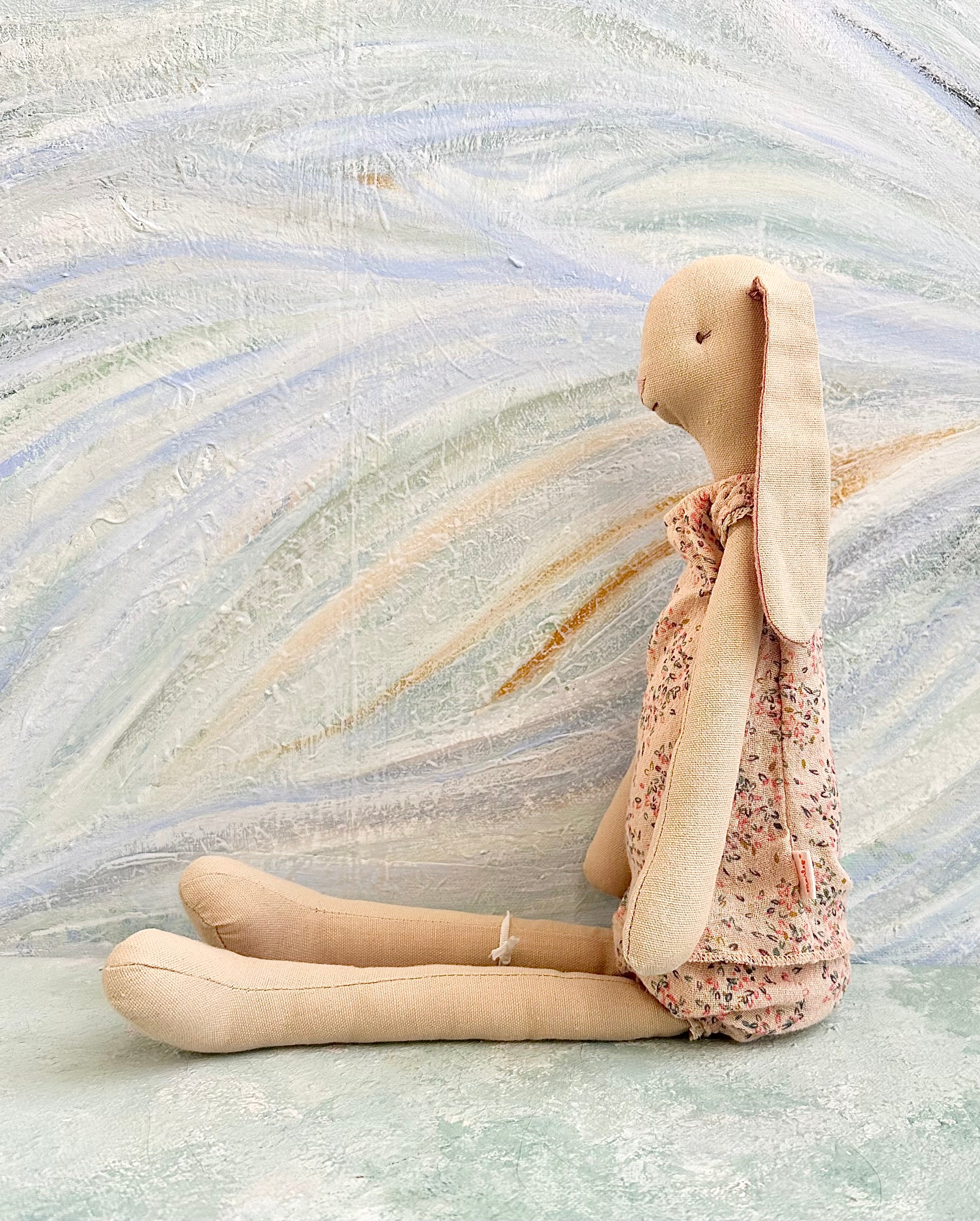 Medium Bunny Girl - 2017