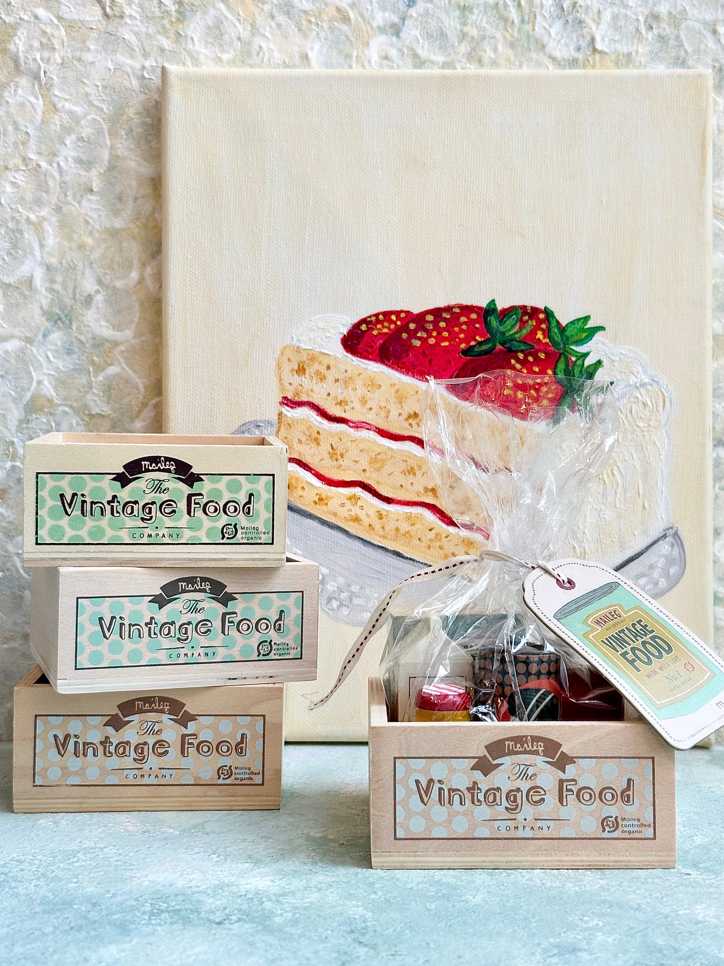 Vintage Food in Box - 2019