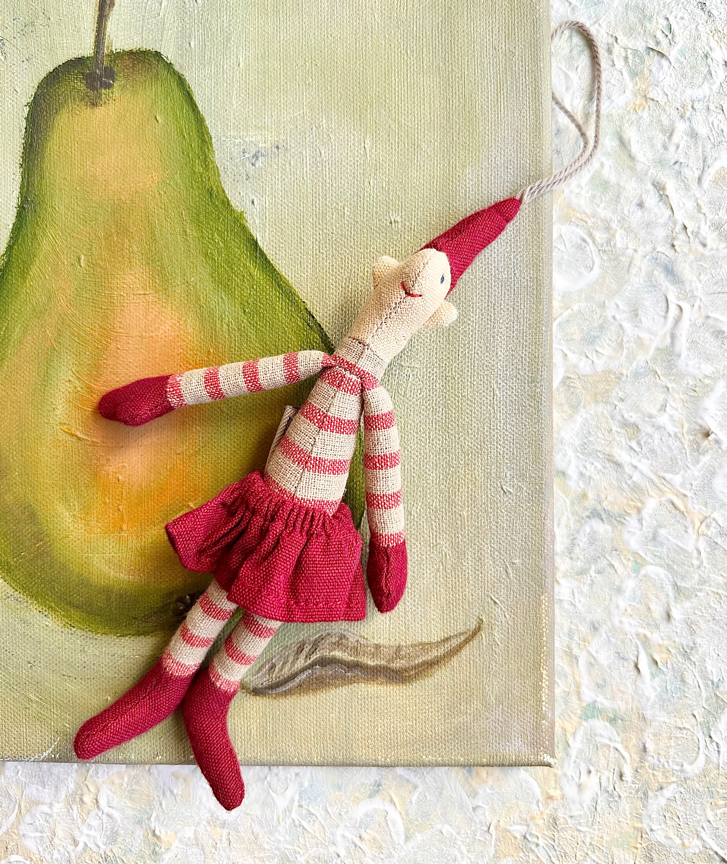 Micro Pixy Hanging - 2005