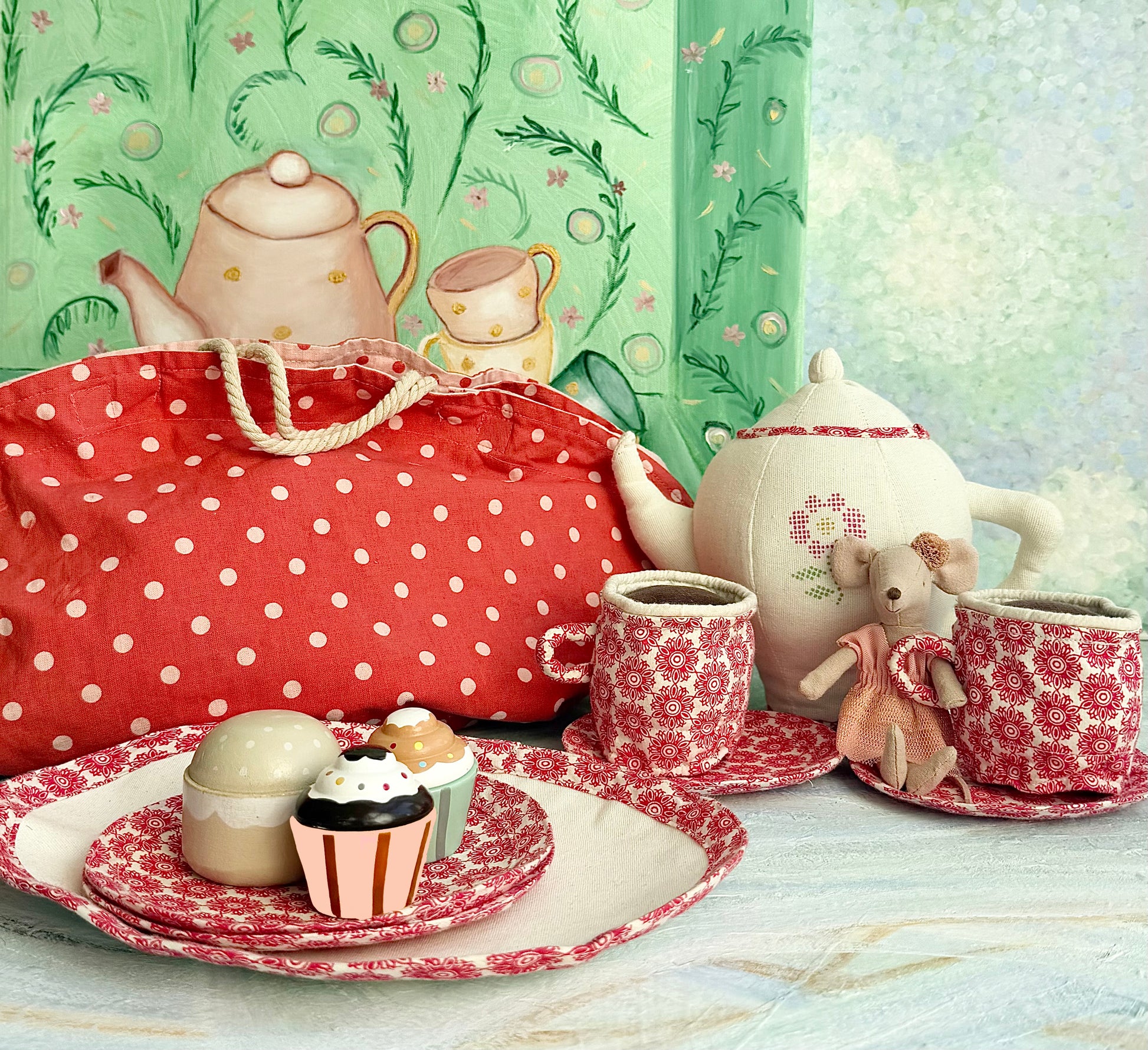 Tea Set in Picnic Bag - 2011