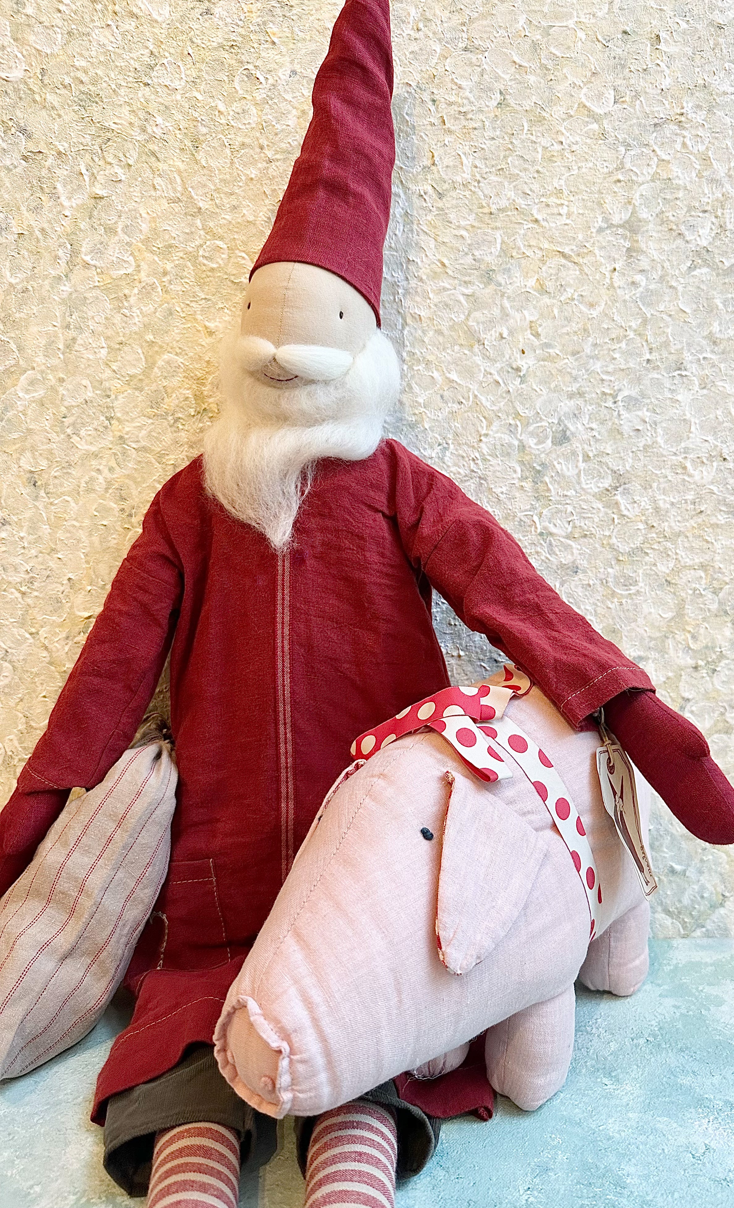 Large Santa w. Sack - 2021