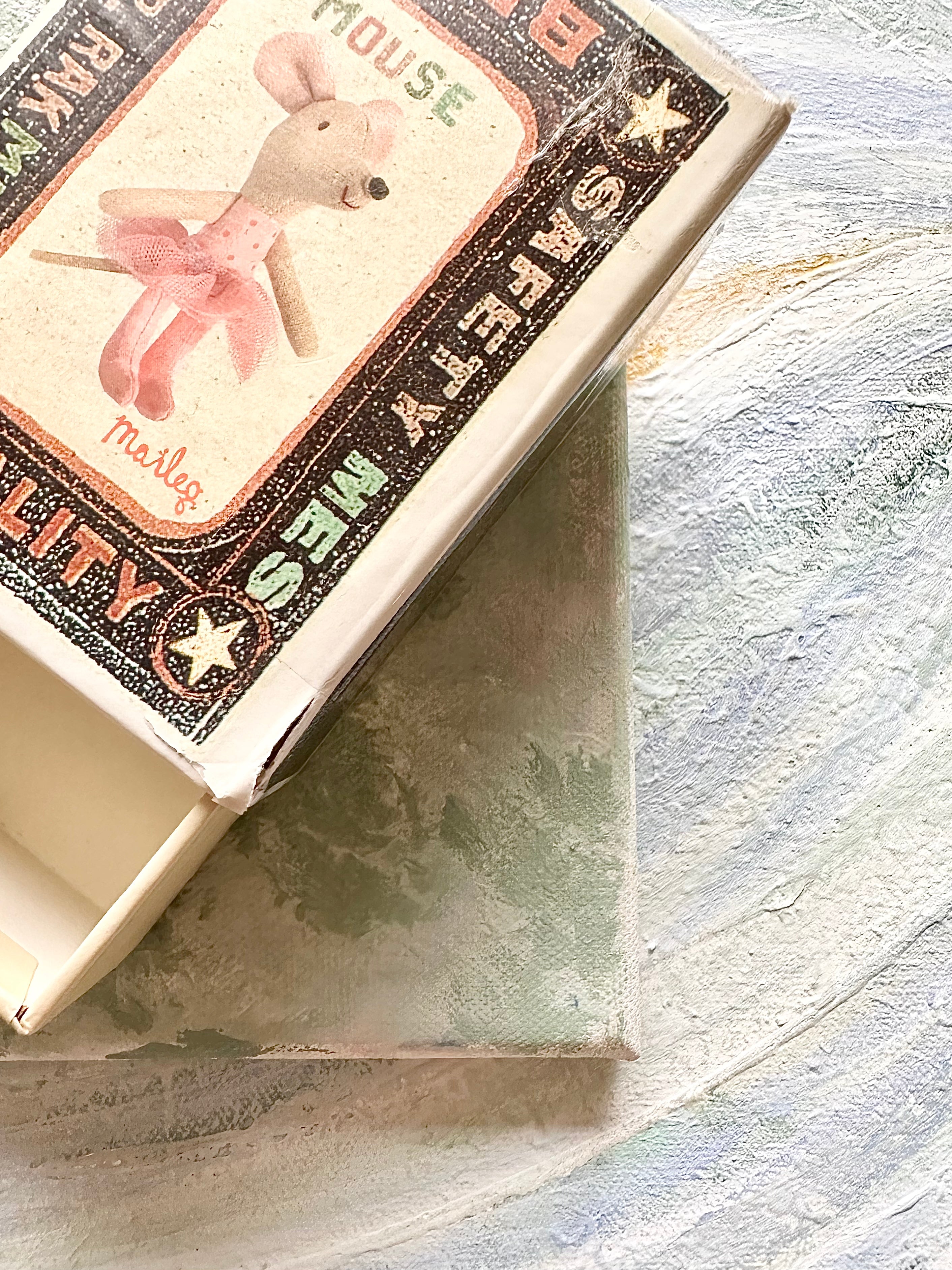 Little Sister in Matchbox - 2014