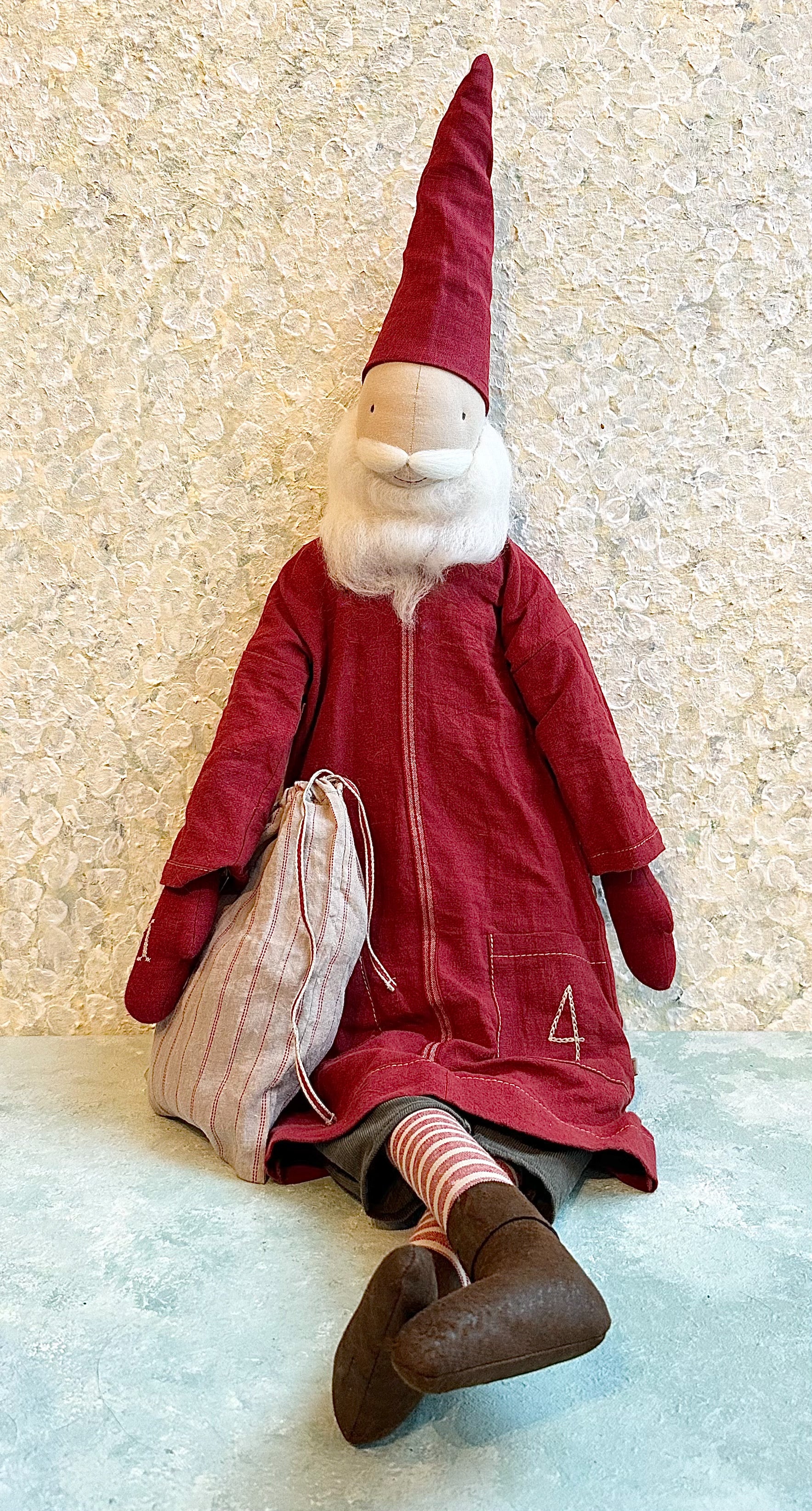 Large Santa w. Sack - 2021