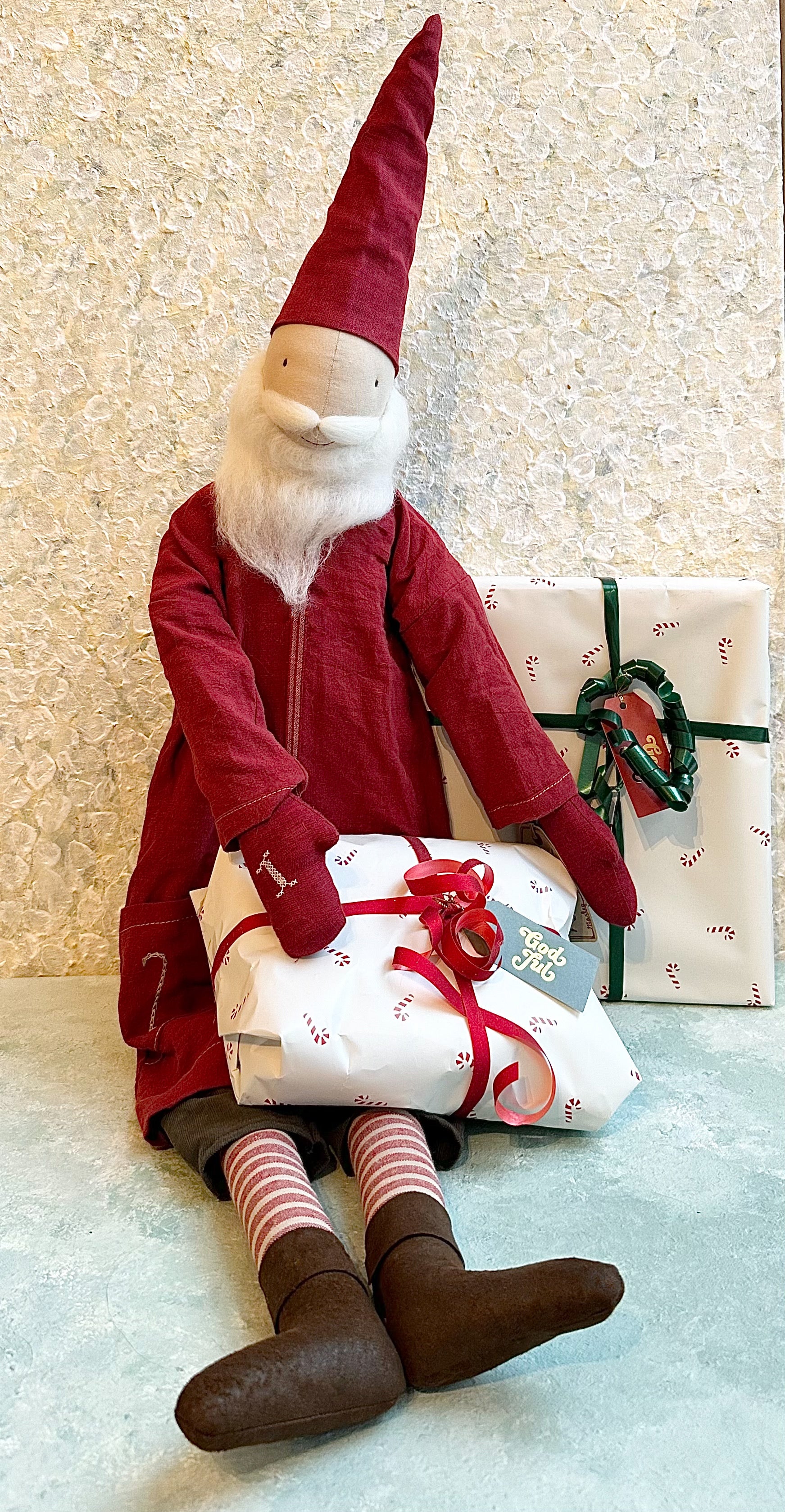 Large Santa w. Sack - 2021
