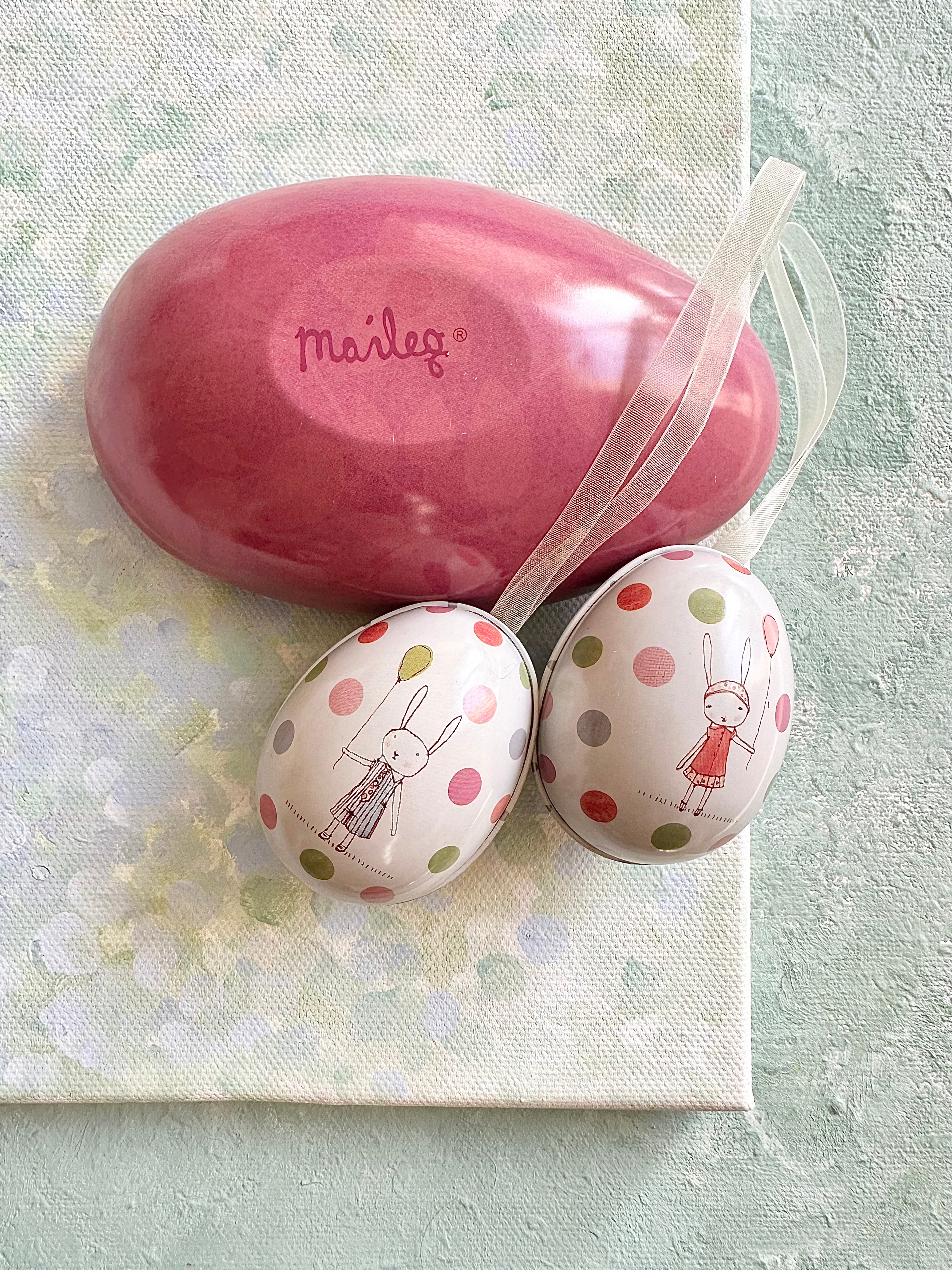 Mini Easter Metal Egg - 2012