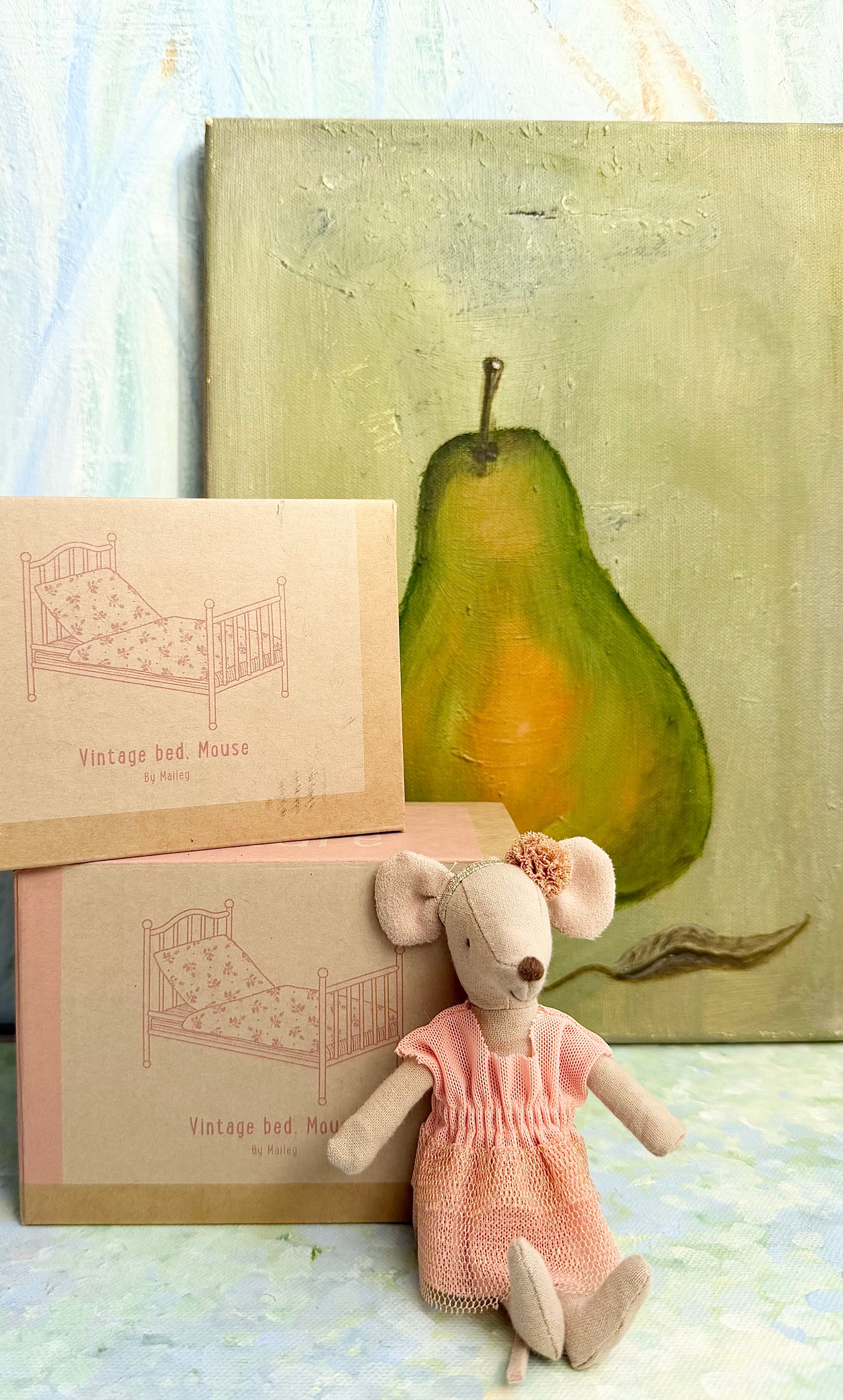 Vintage Mouse Bed - 2023