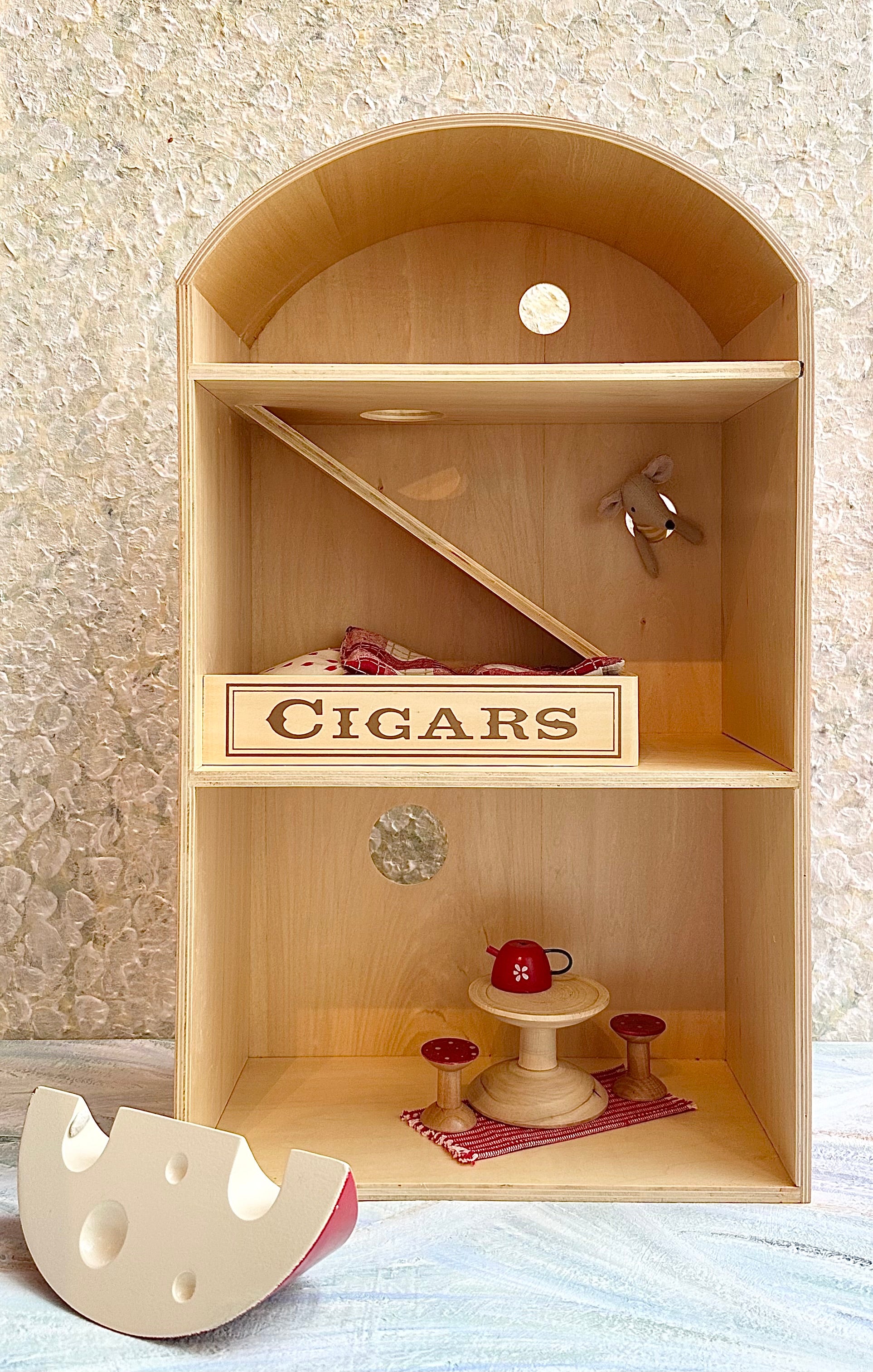 Cigar Mouse House - 2014