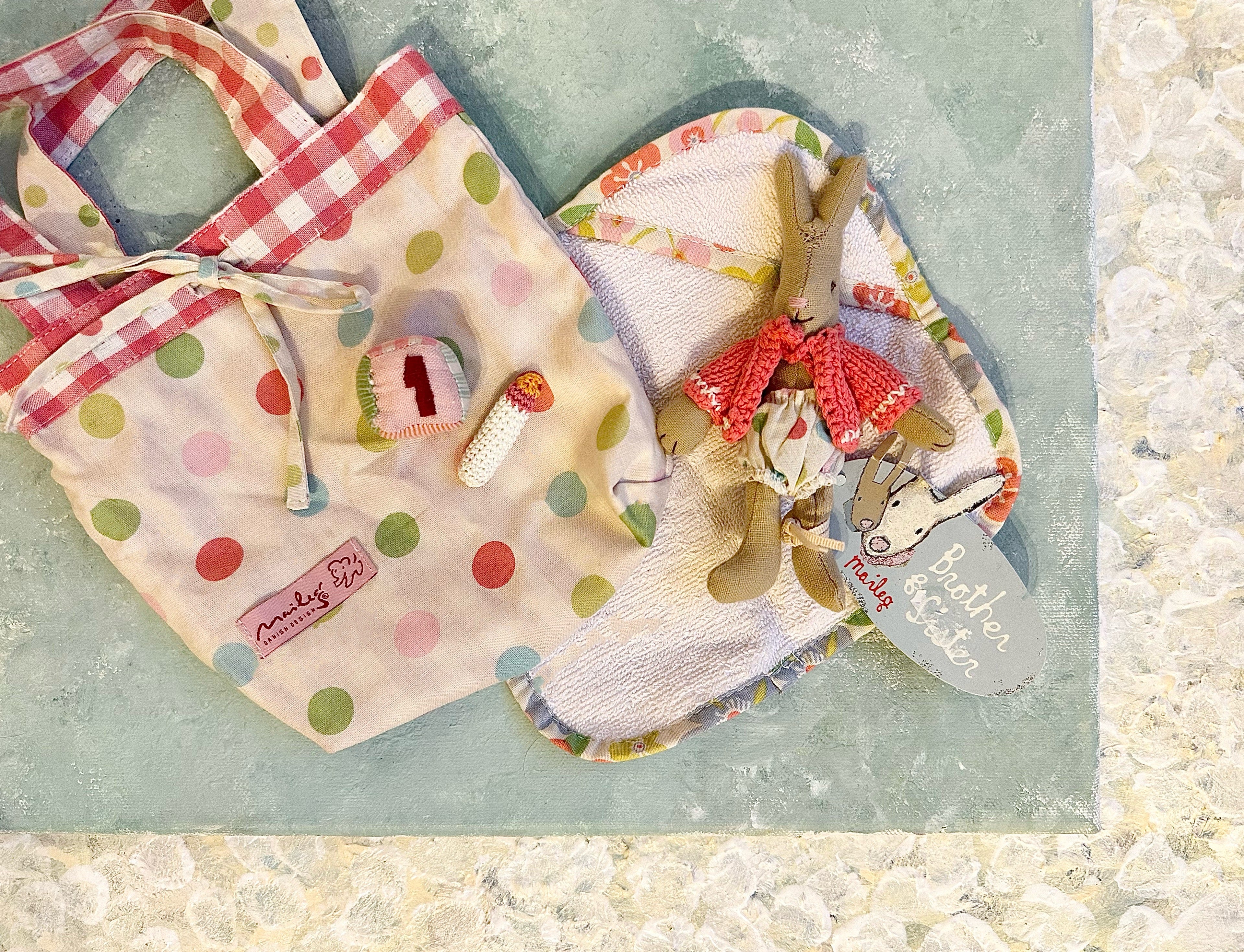 Newborn Baby in Bag - 2009