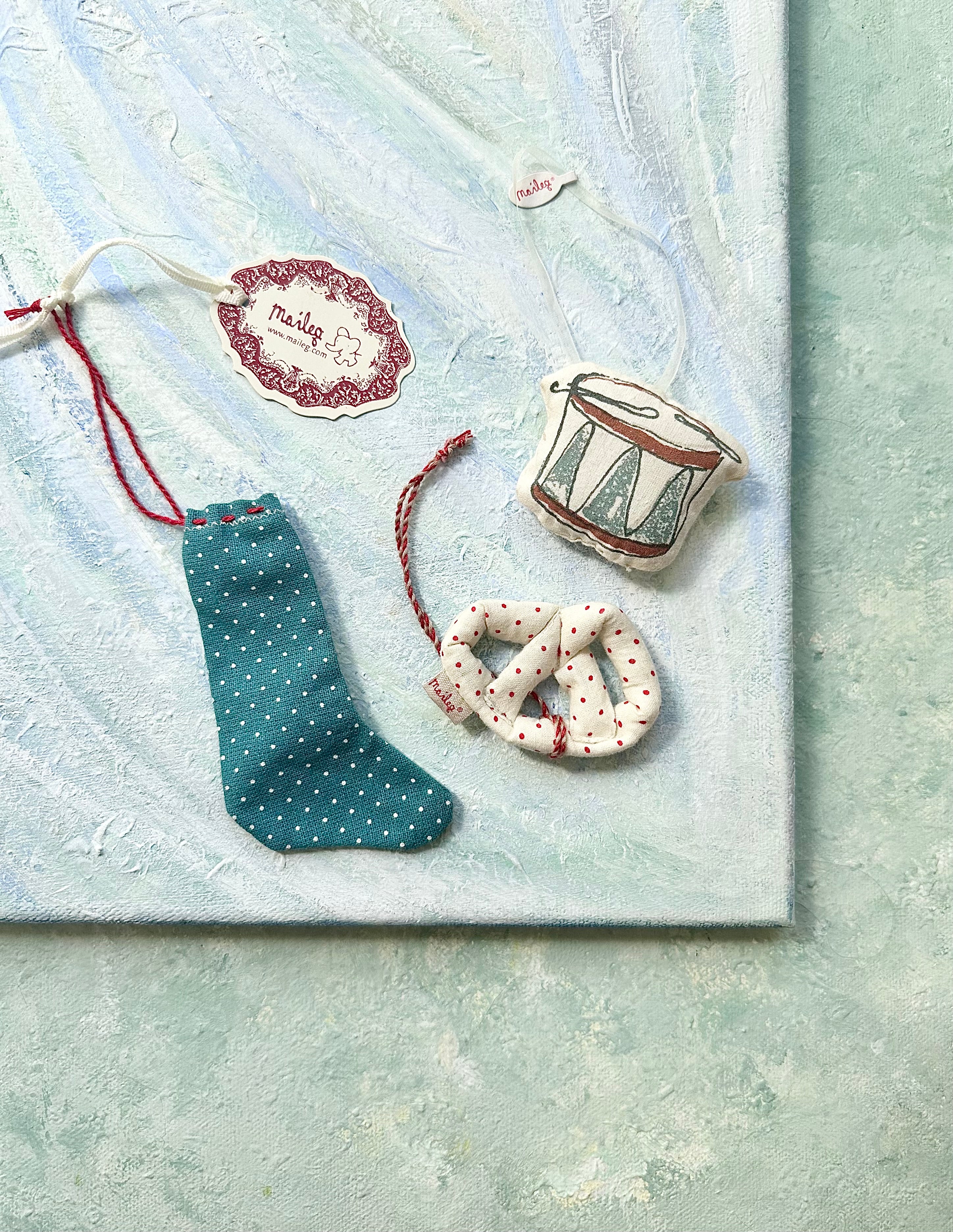 Christmas Ornament Mini Pretzel - 2014