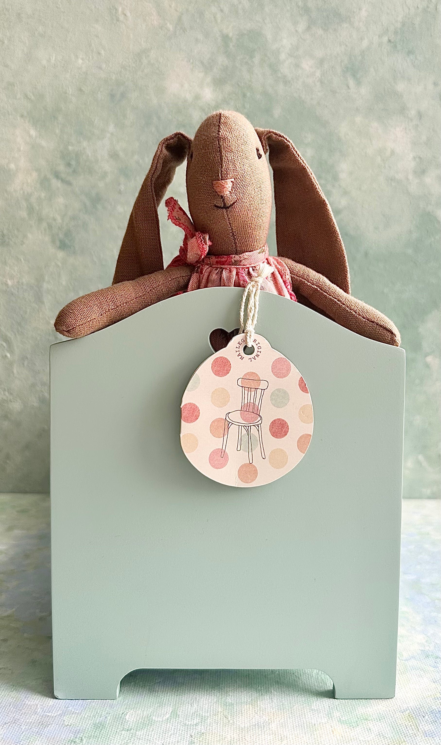 Pull Out Bed with Bedlinen - 2012