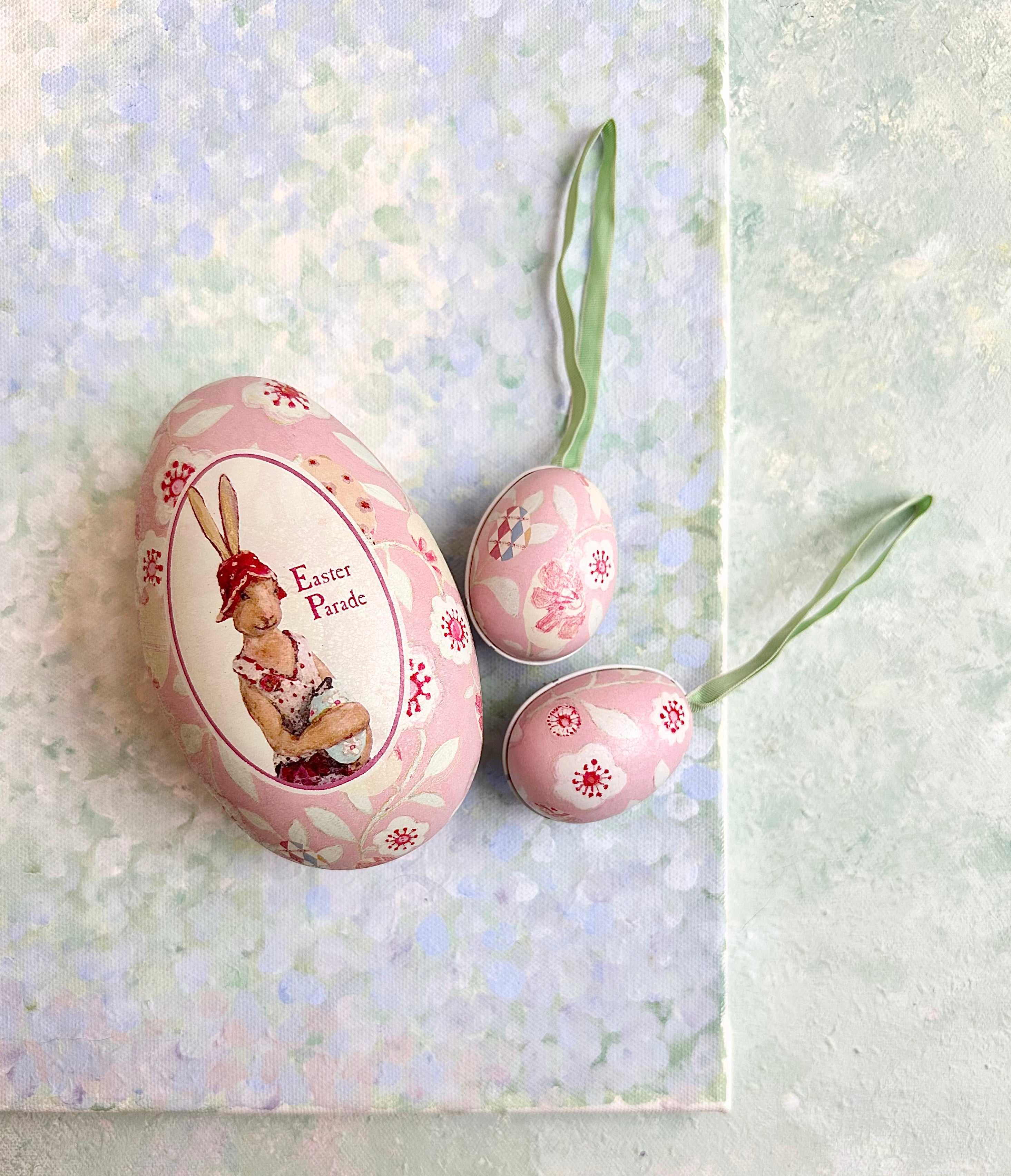 Mini Easter Metal Egg - 2009