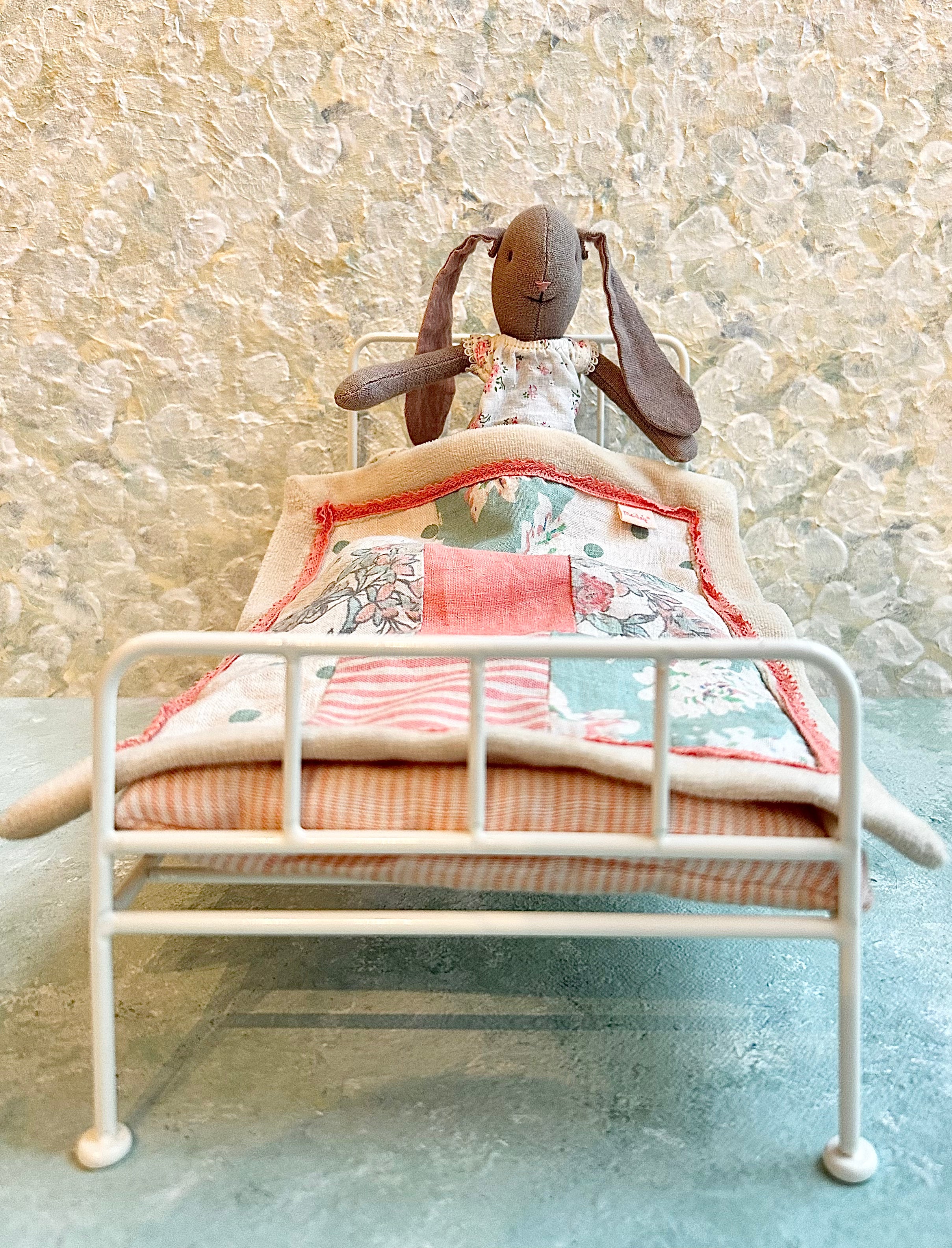 Mini Metal Bed - 2016