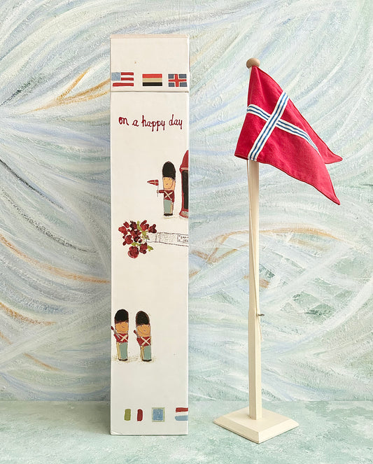 Wooden Flagpole: Norway - 2010