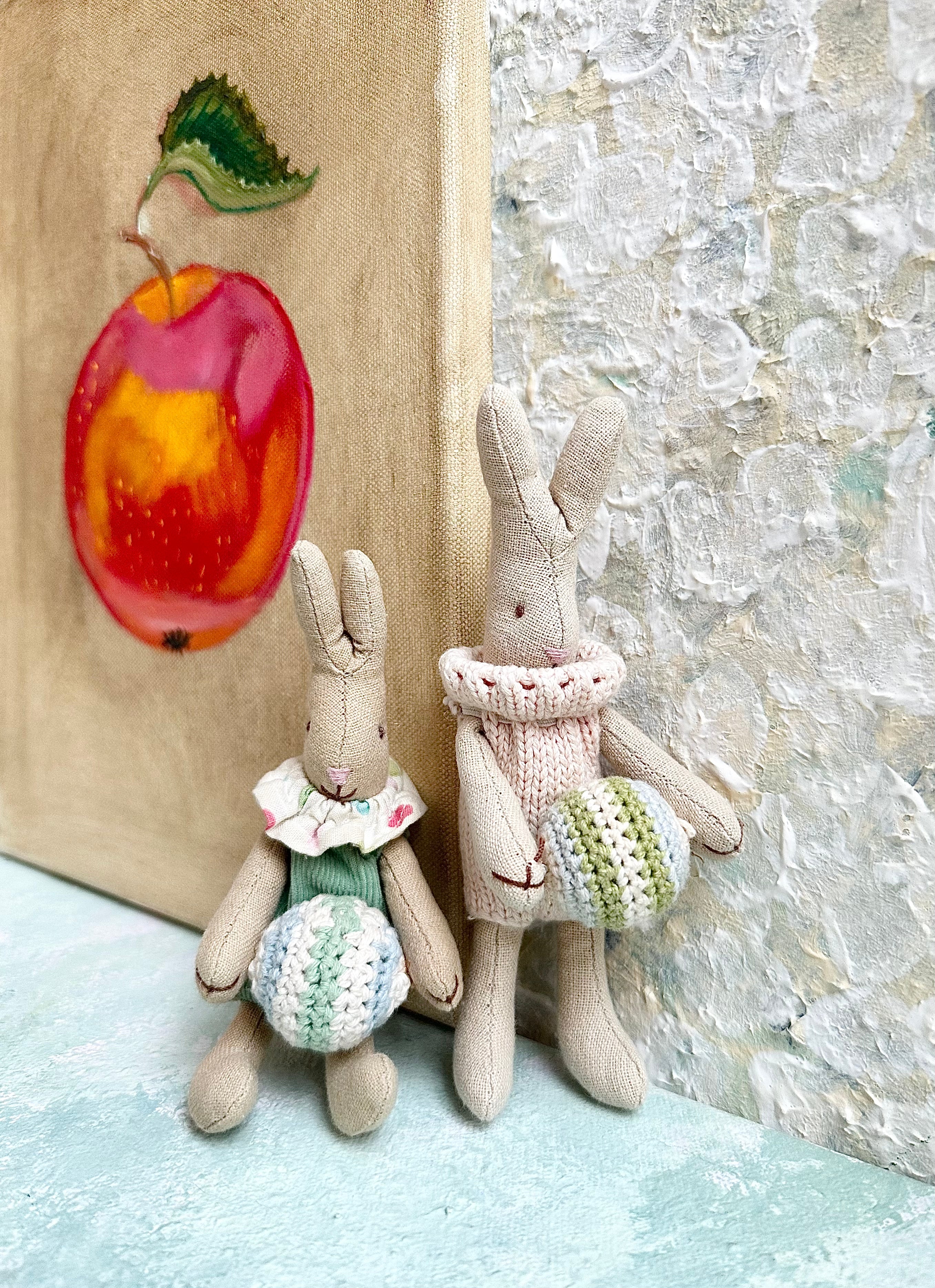 Newborn Baby w. Rattle - 2010