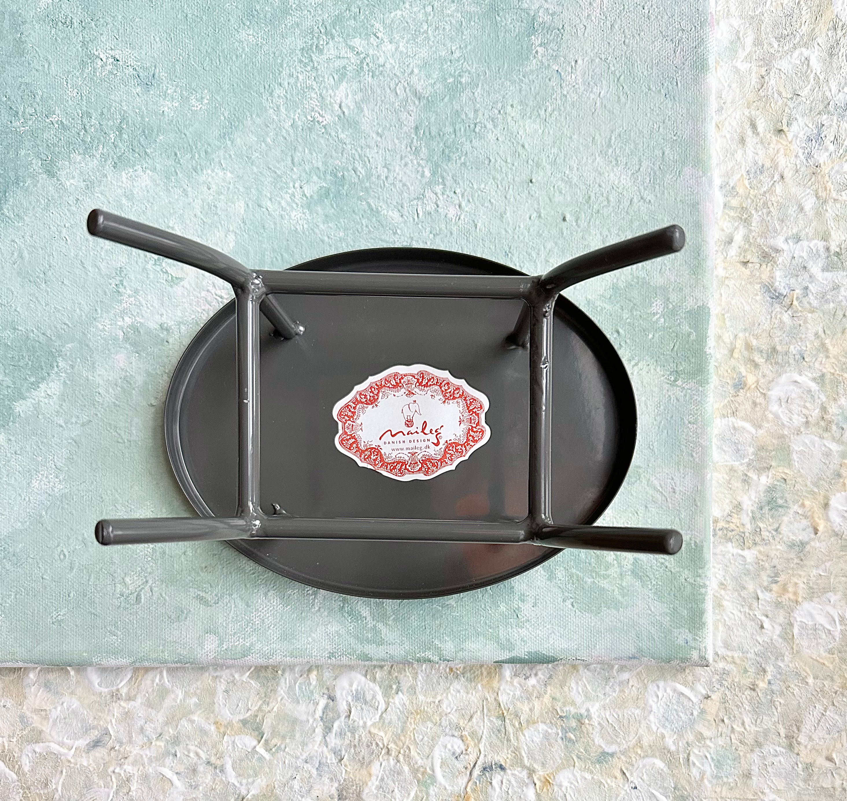 Café Table with Chairs - 2014