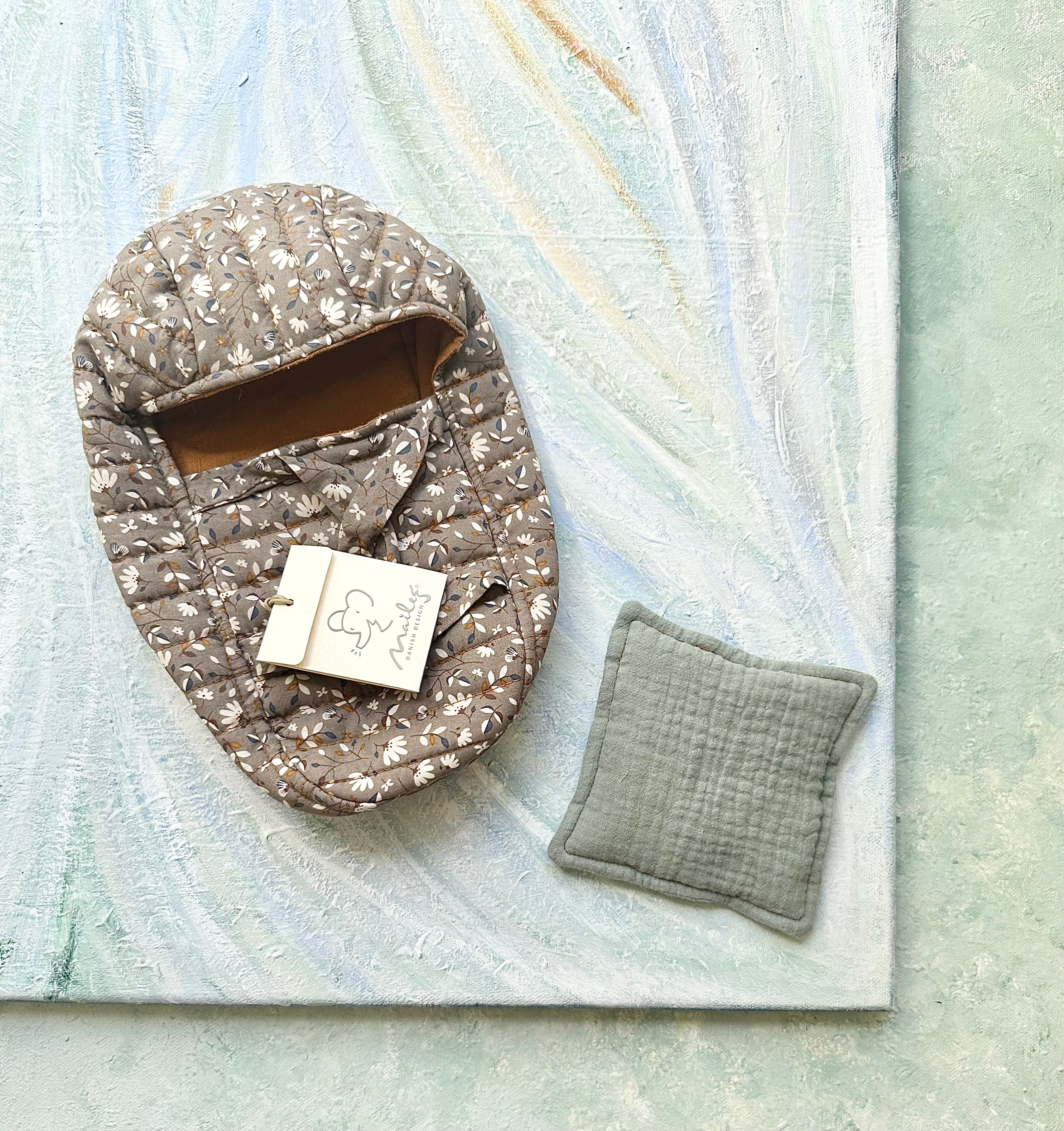 Quilt Carry Cot - 2020