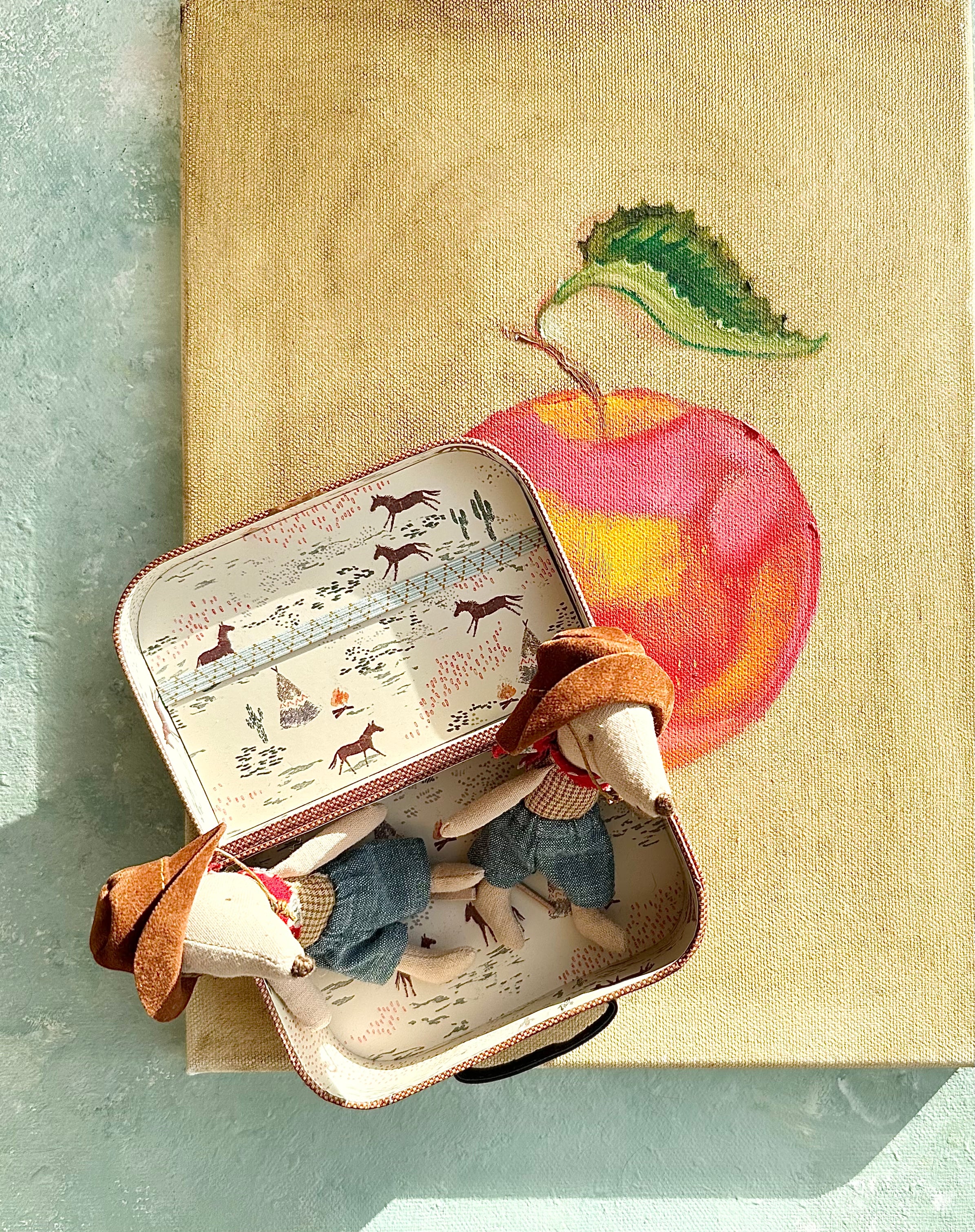 Cowboy Mouse in Suitcase - 2018