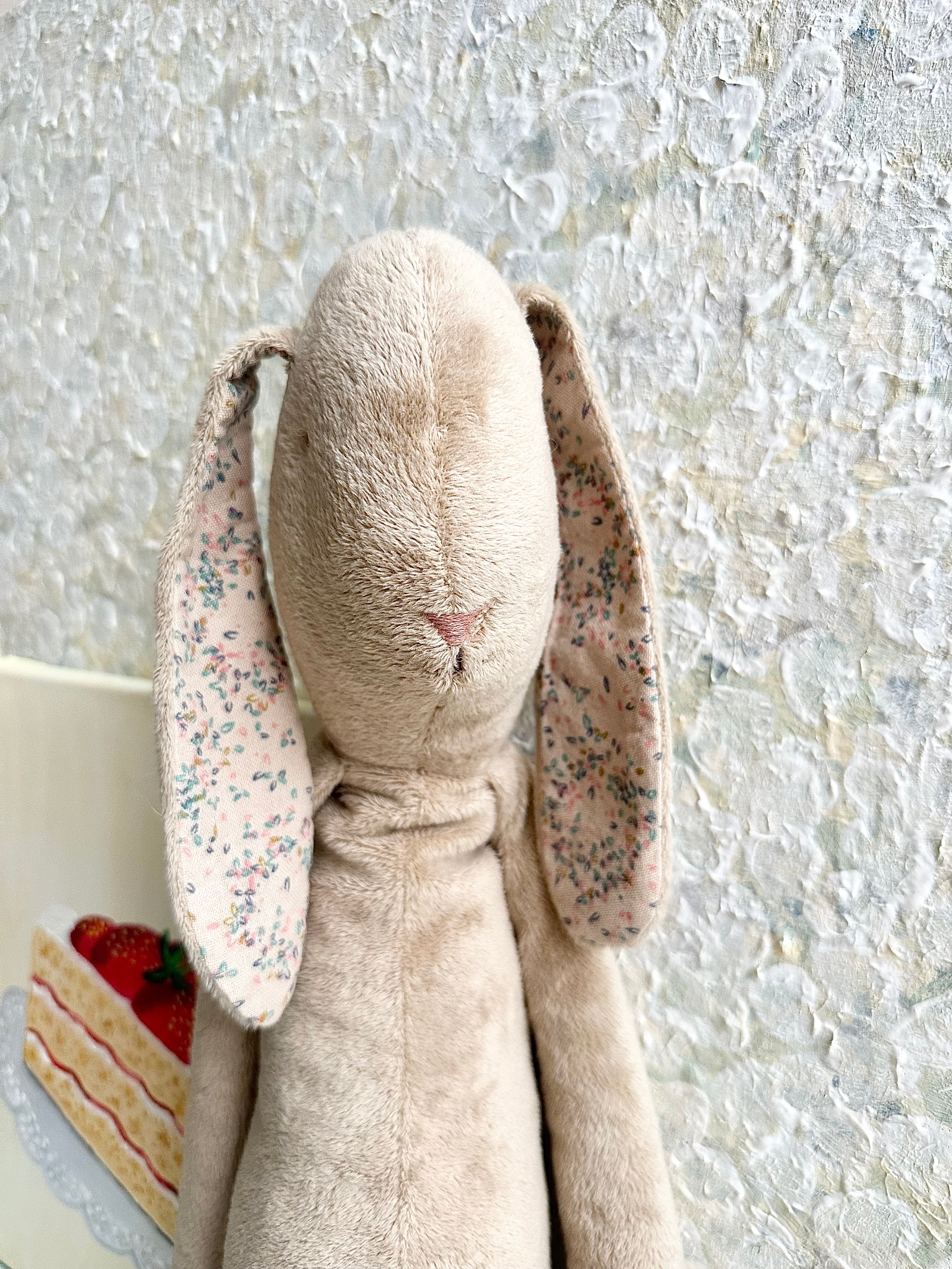 Mega Soft Bunny - 2017