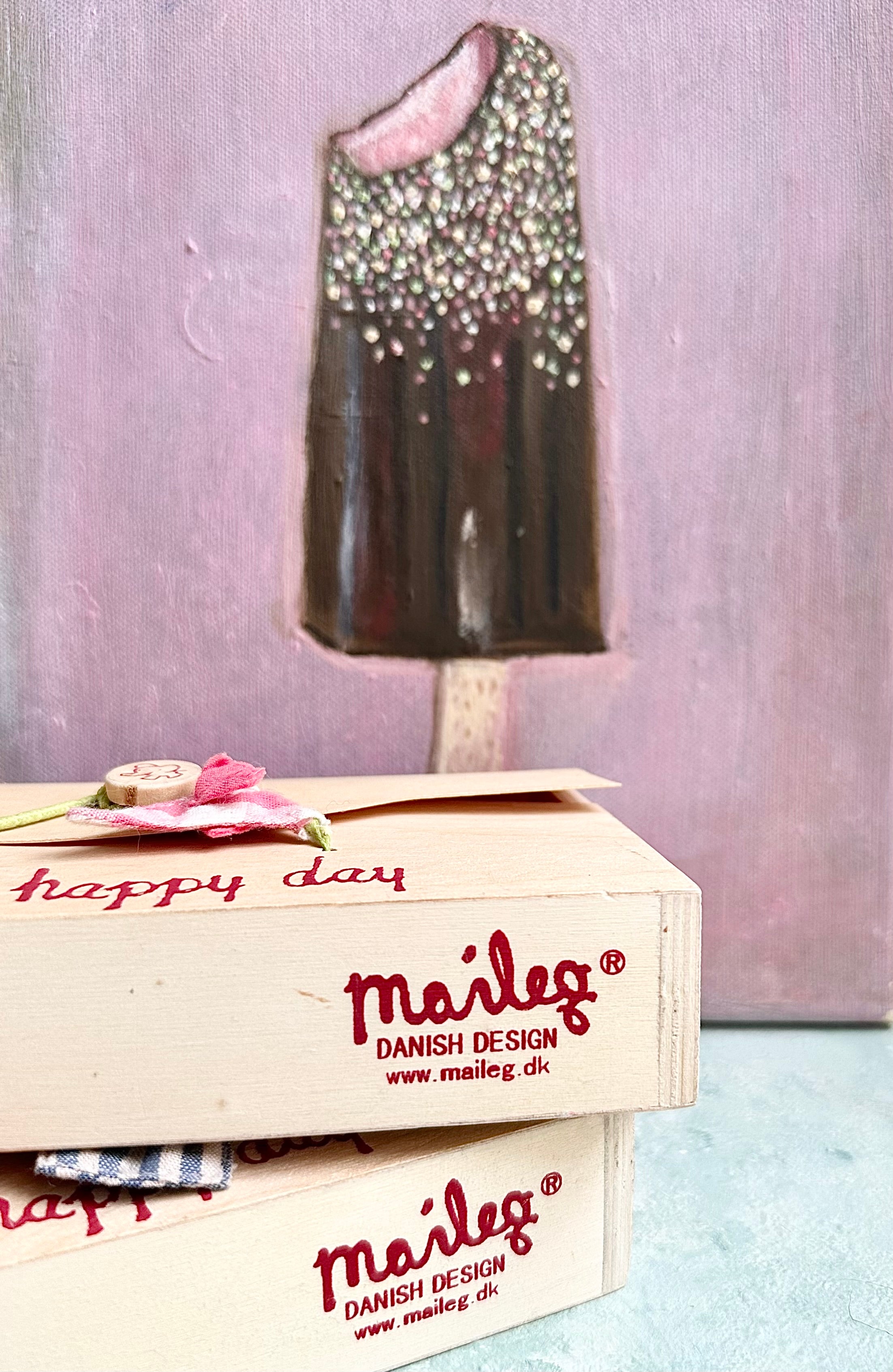 Garland in Box - 2012