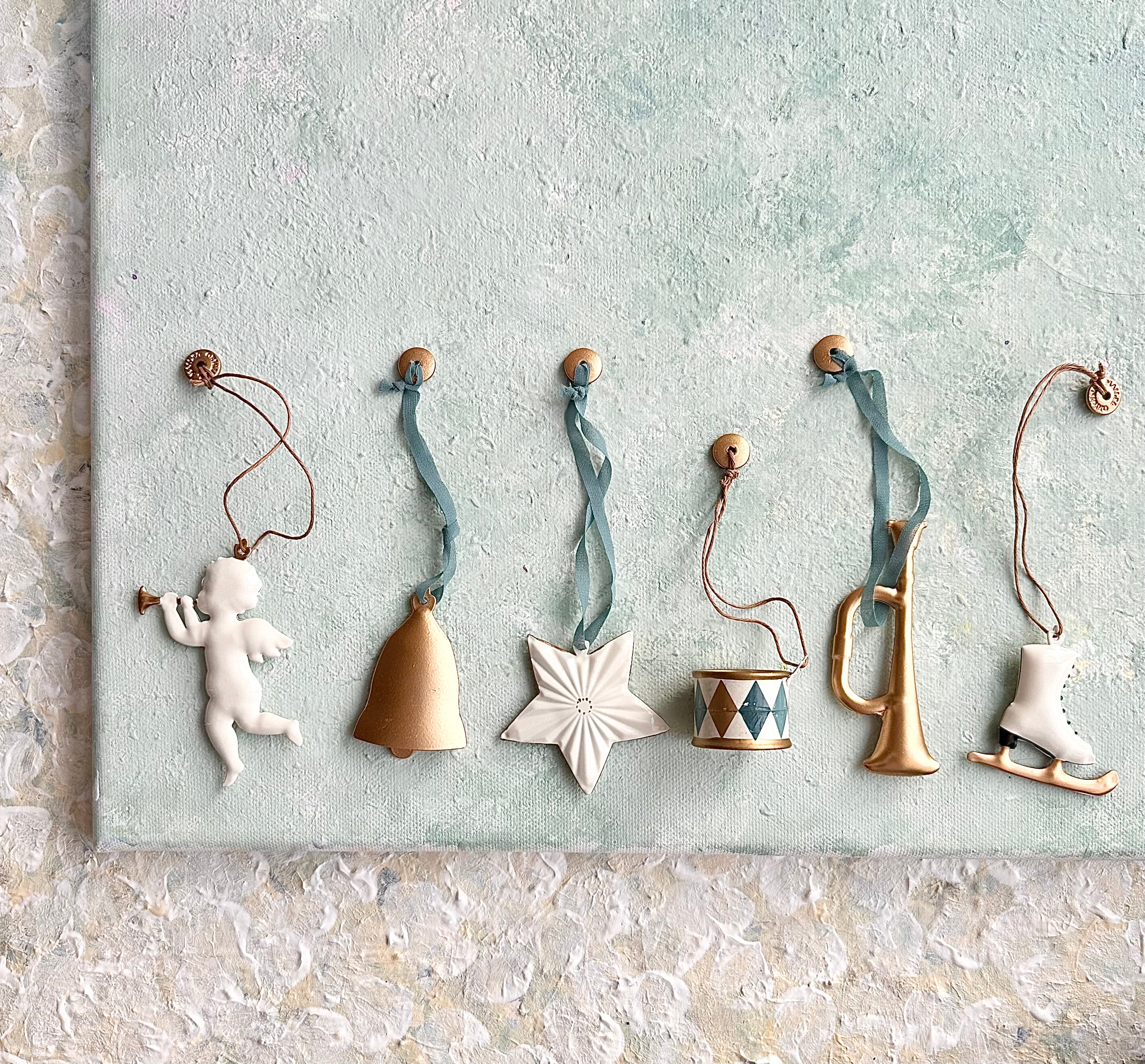 Christmas Metal Ornament in Box - 2016