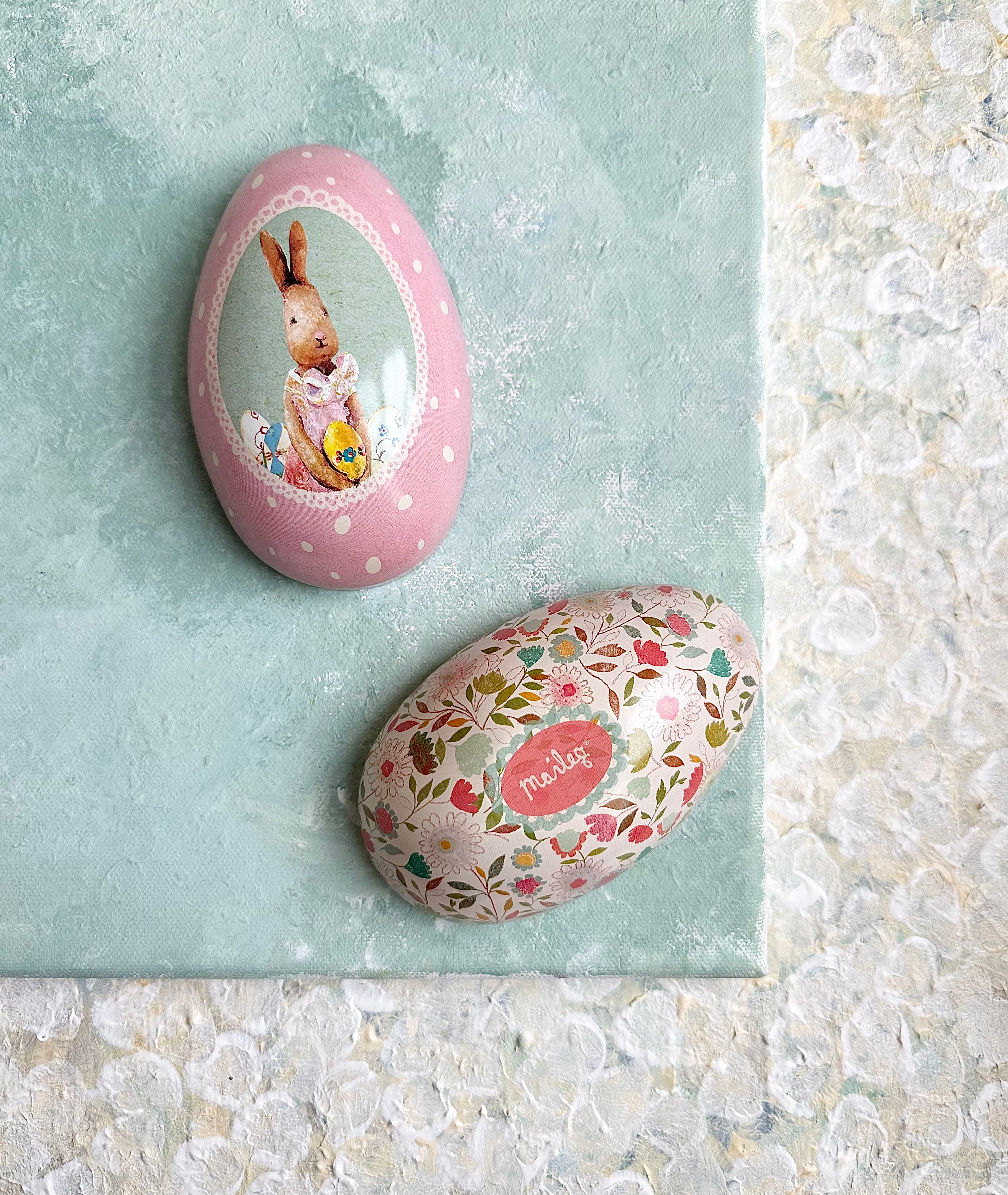 Large Easter Metal Egg - 2015