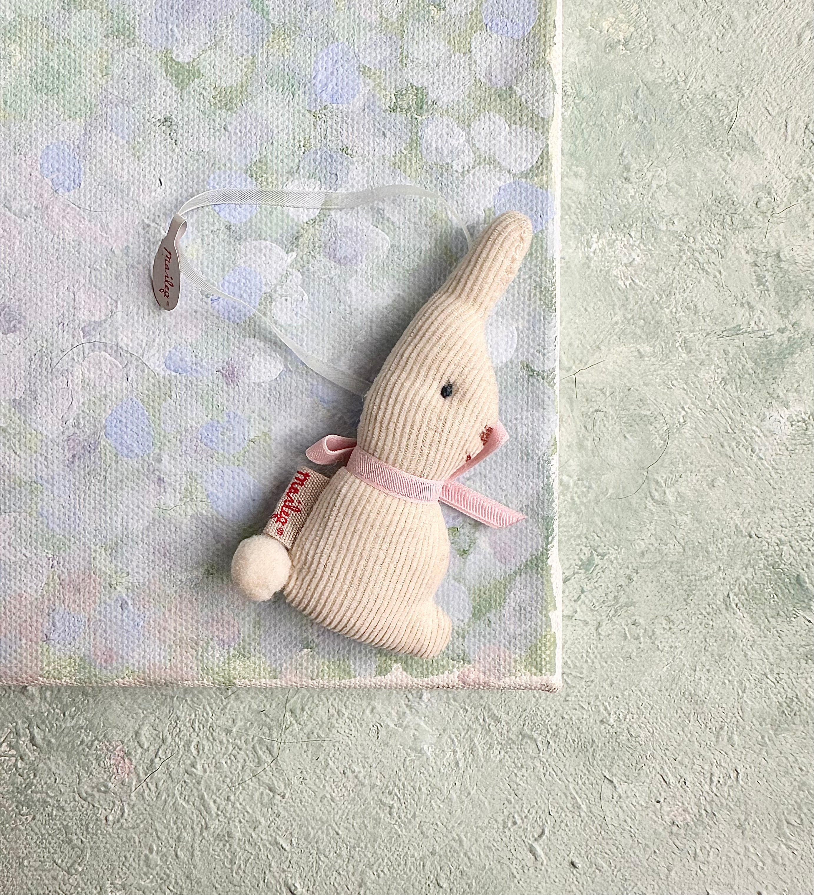 Easter Ornament Baby Bunnies - 2011