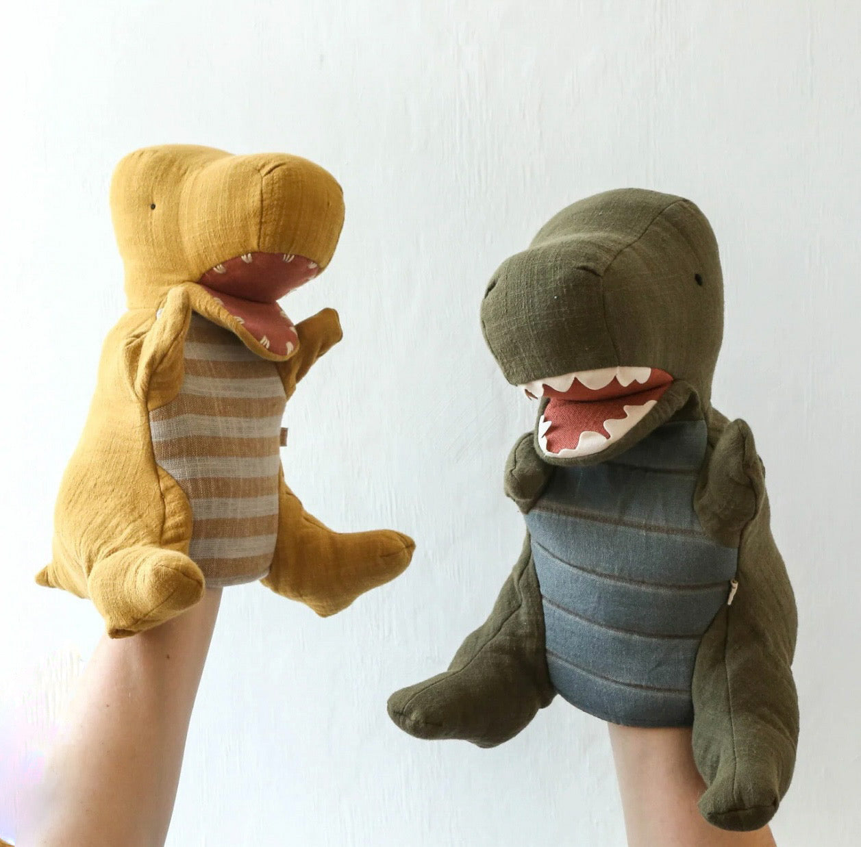 Dinosaur Handpuppet - 2020