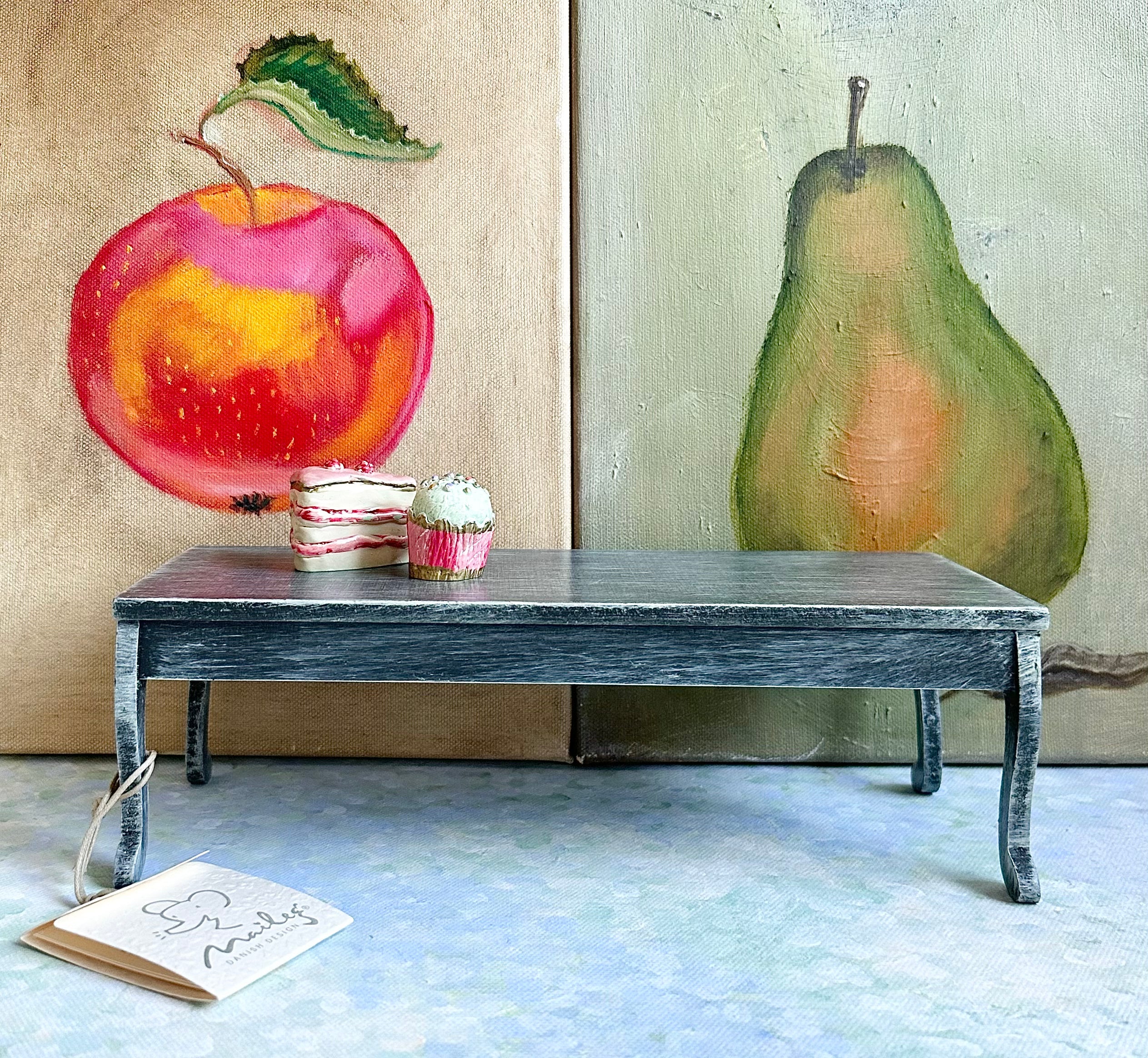 Vintage Dinner Table - 2017