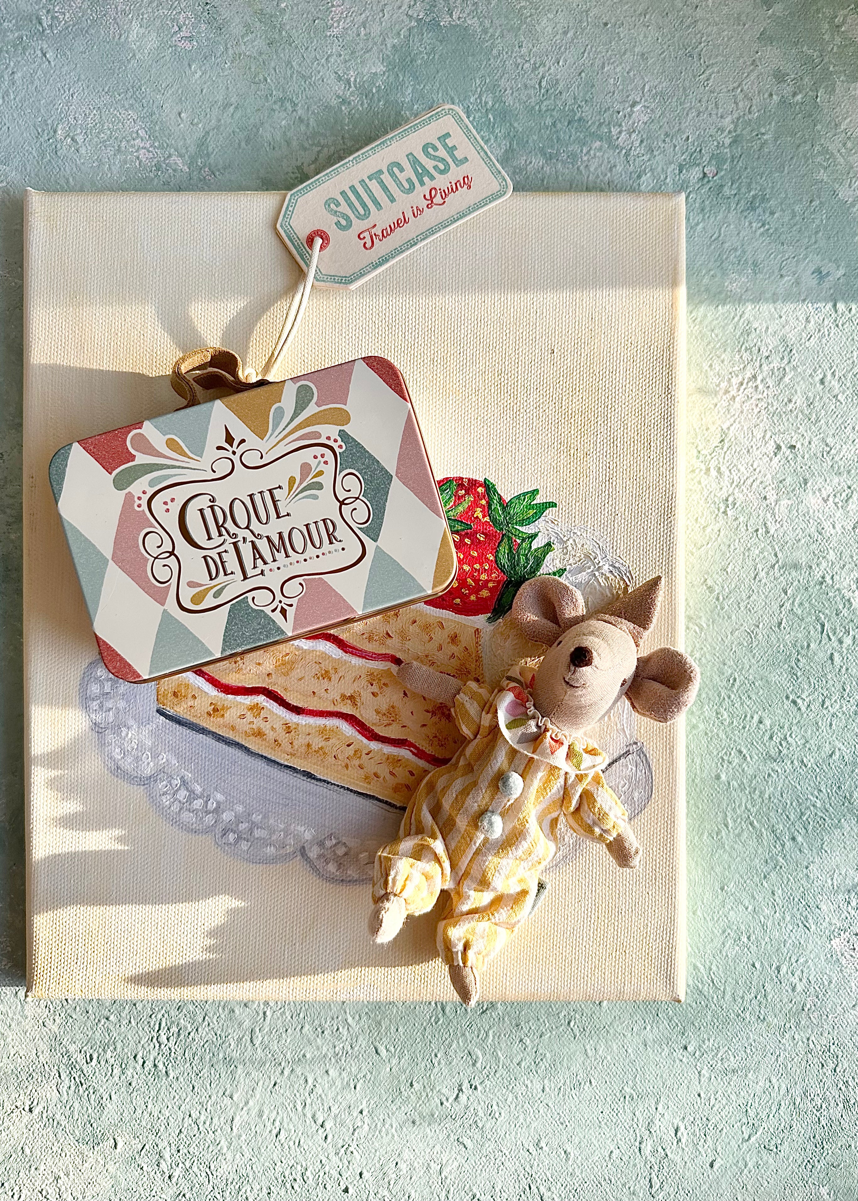 Circus Clown Mouse in Suitcase - 2017