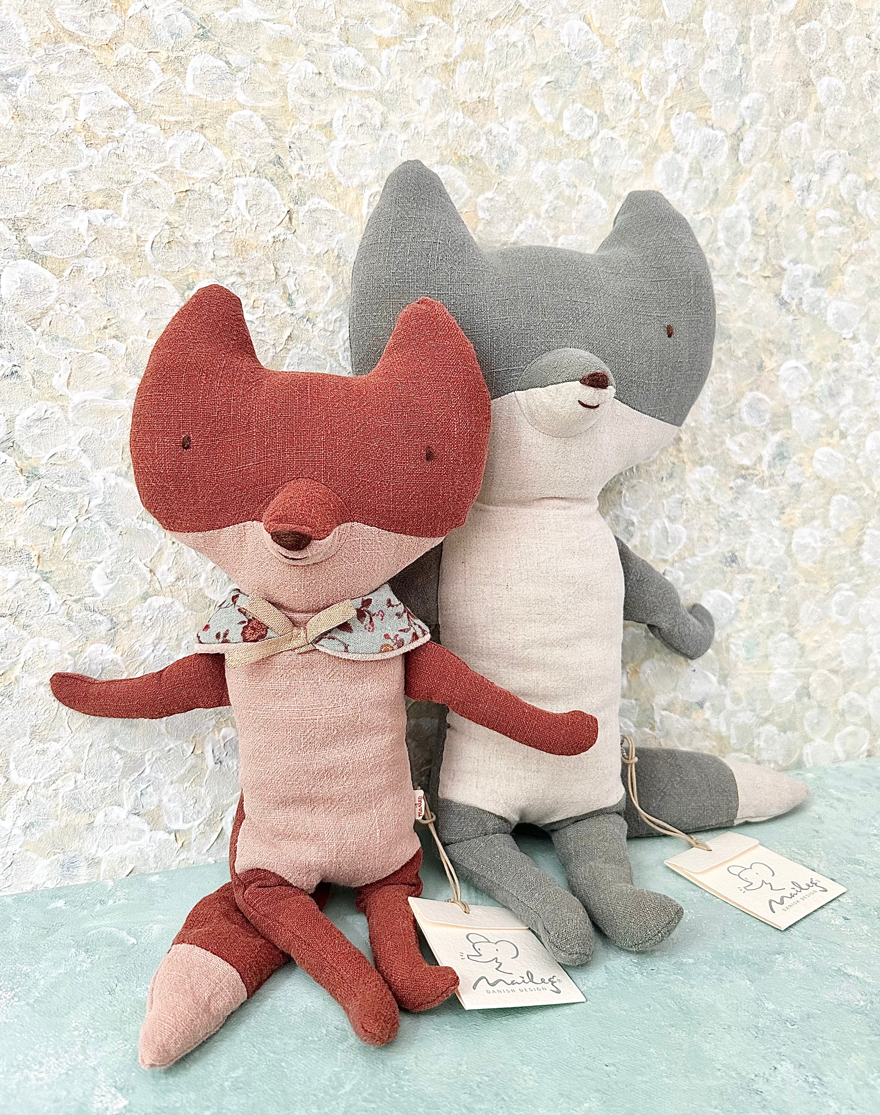 Fox & Friends: Large Silver Fox - 2017