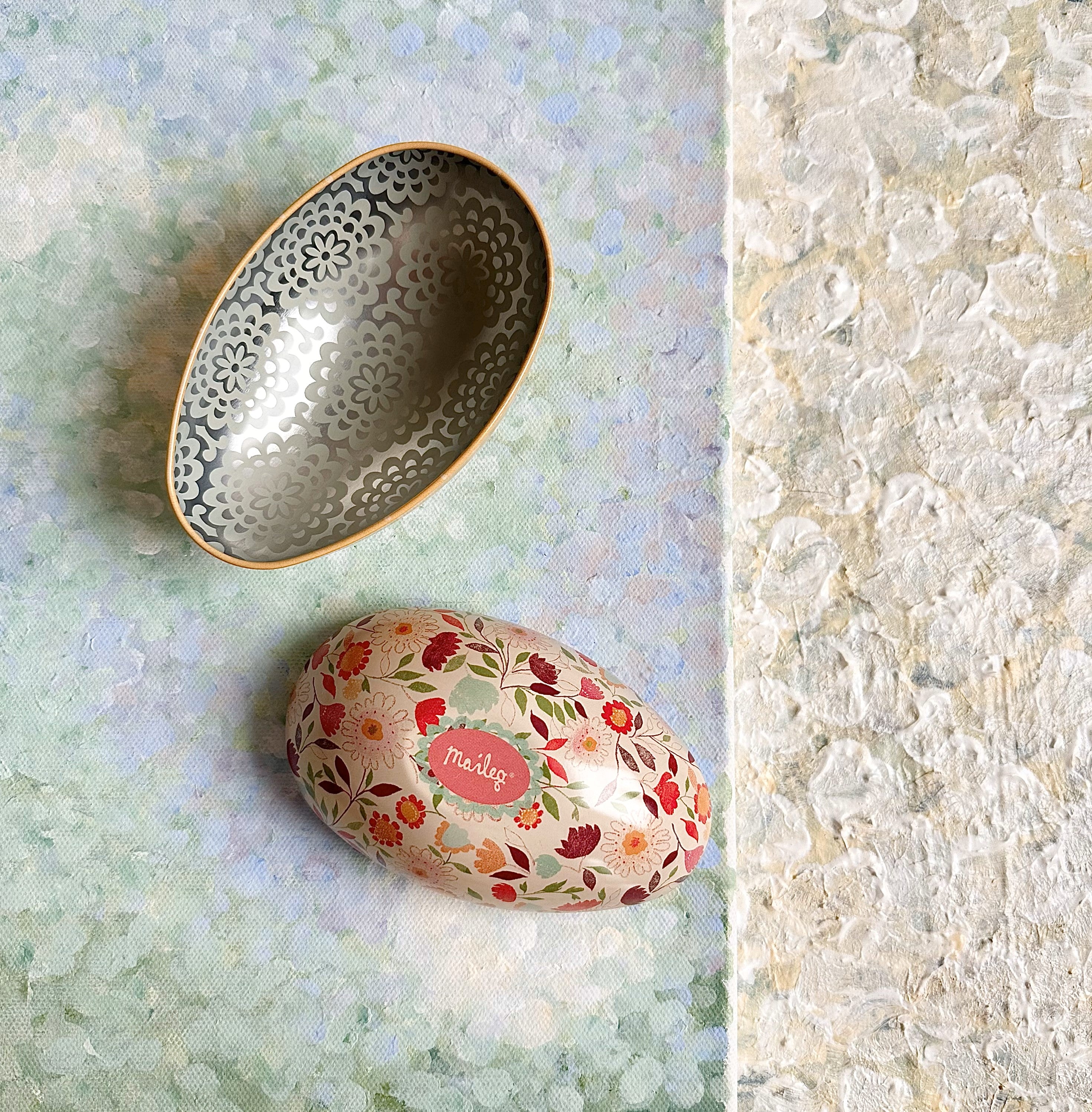 Large Easter Metal Egg - 2014