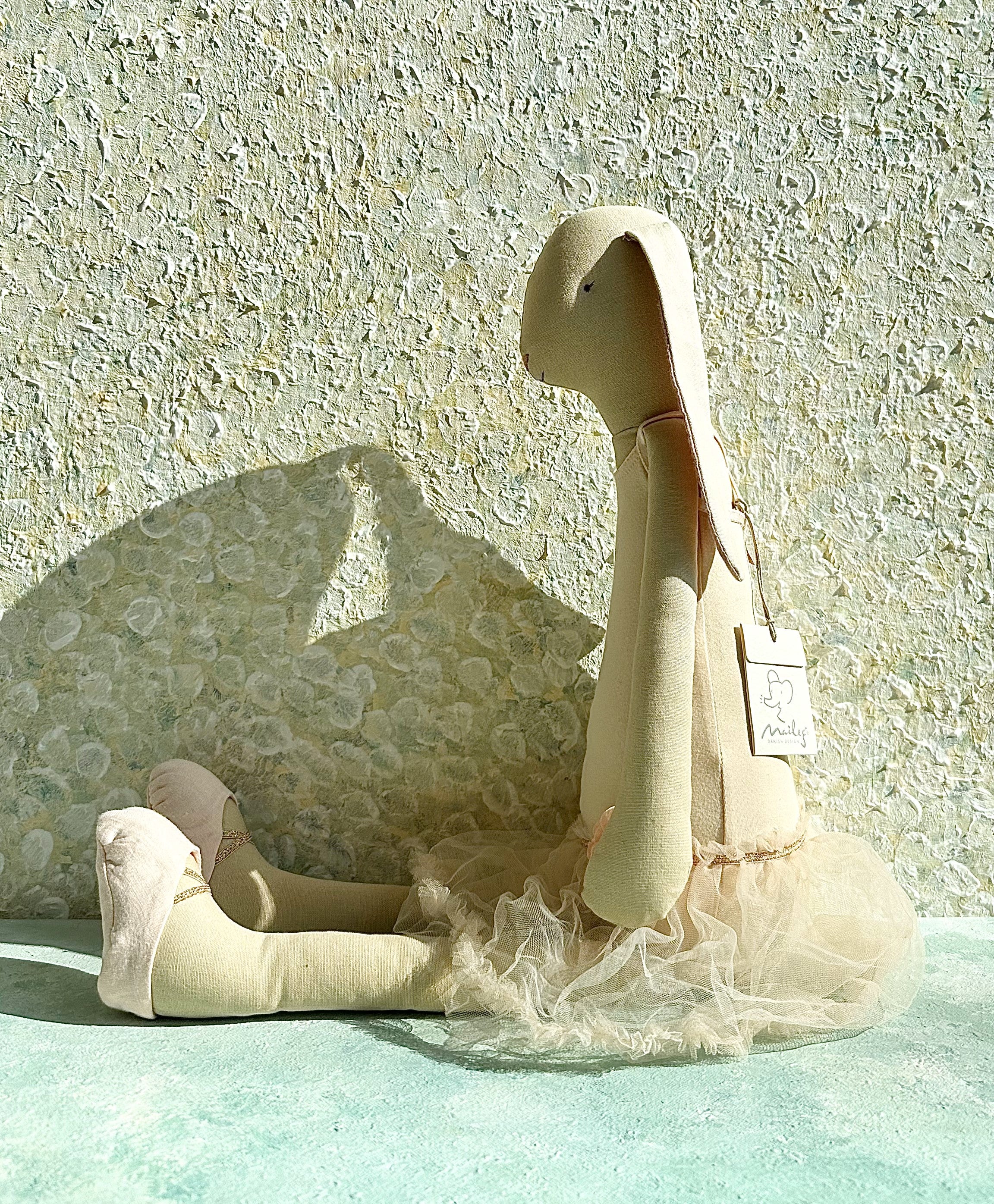 Mega Bunny Ballerina - 2017