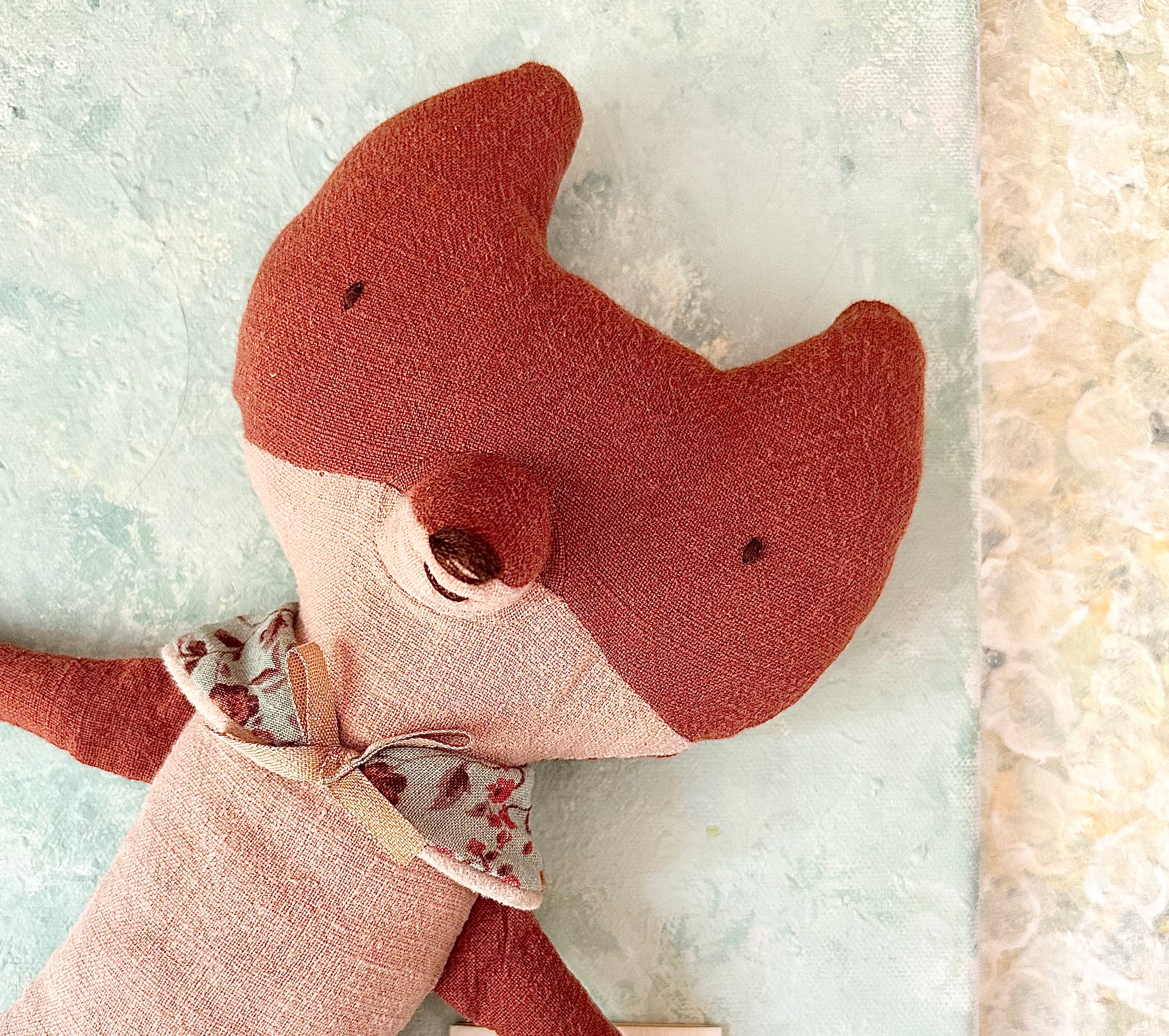 Fox & Friends: Medium Fox - 2017