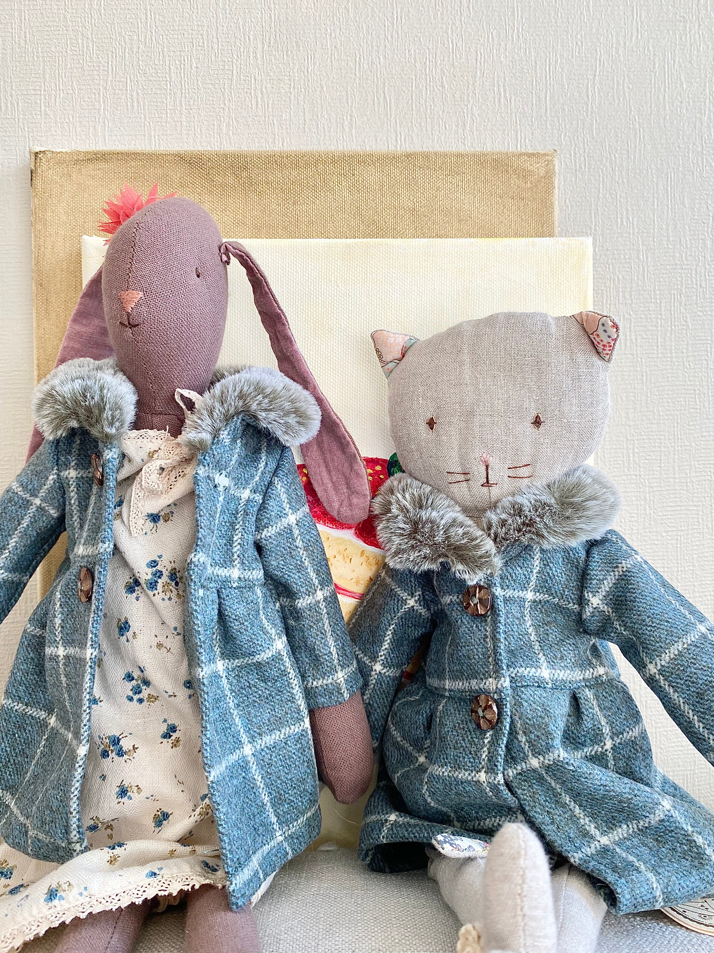 Best Friends Fur Coat - 2016