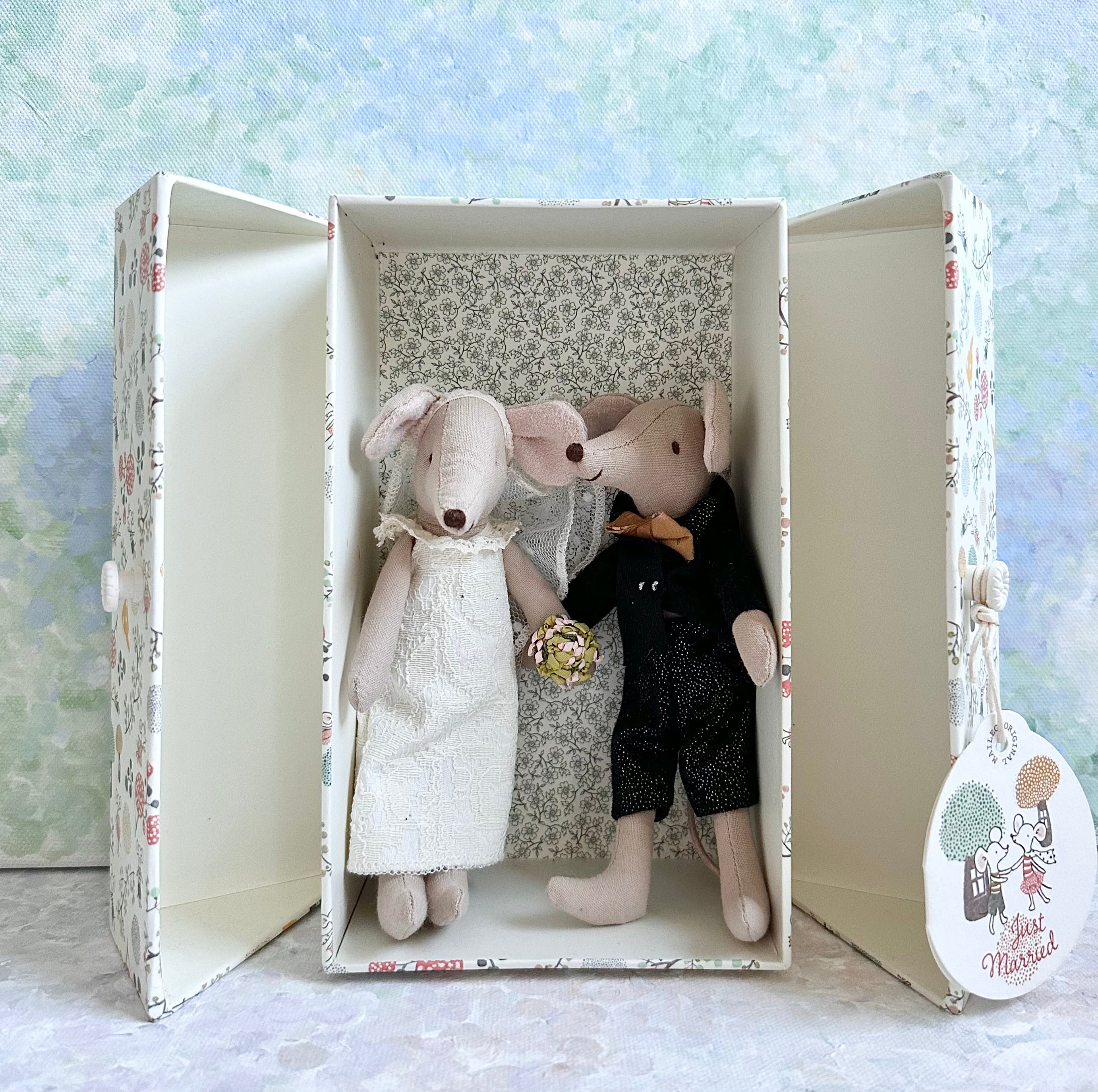 Wedding Couple in Box - 2018