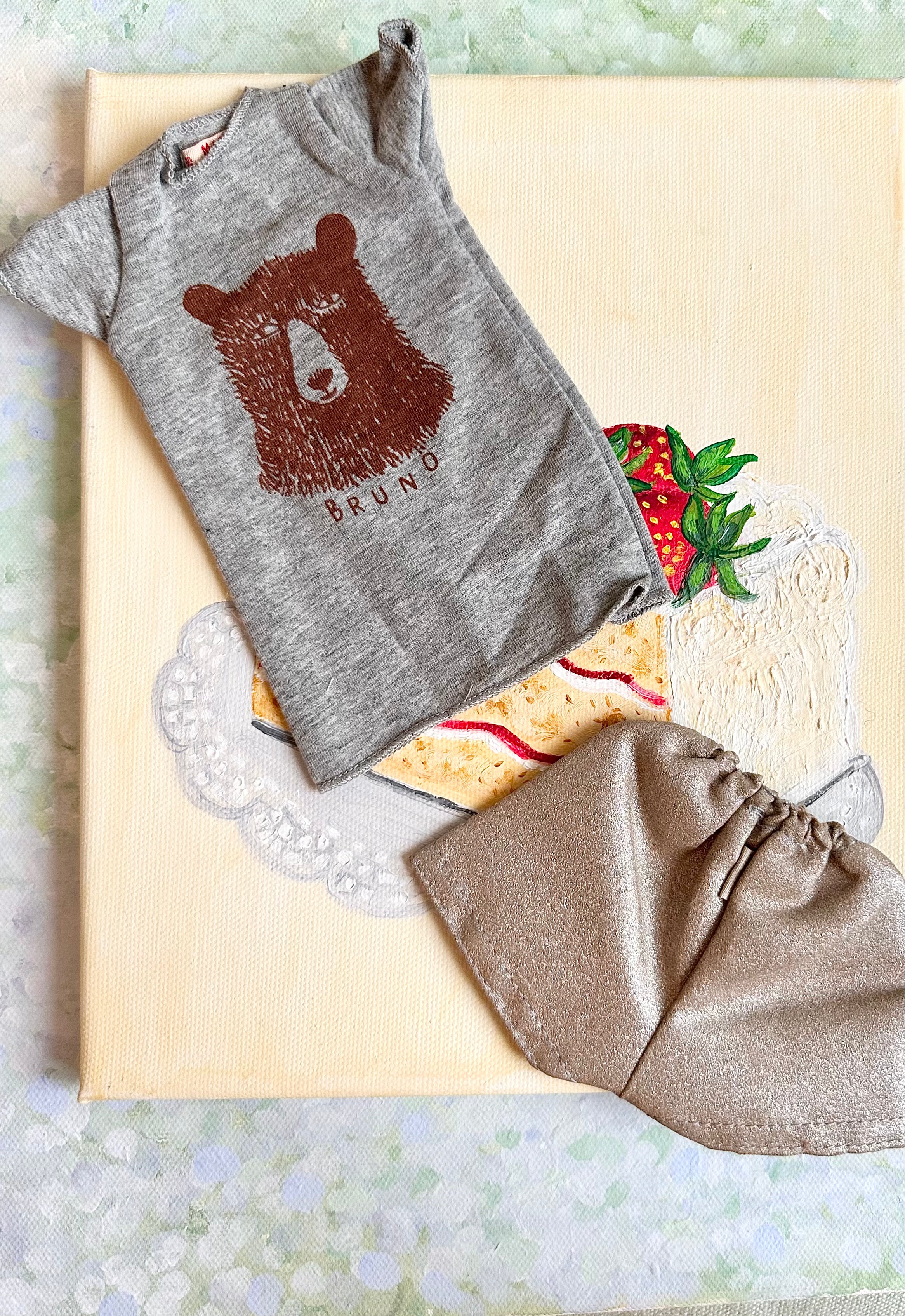 Medium Clothes Set - 2013