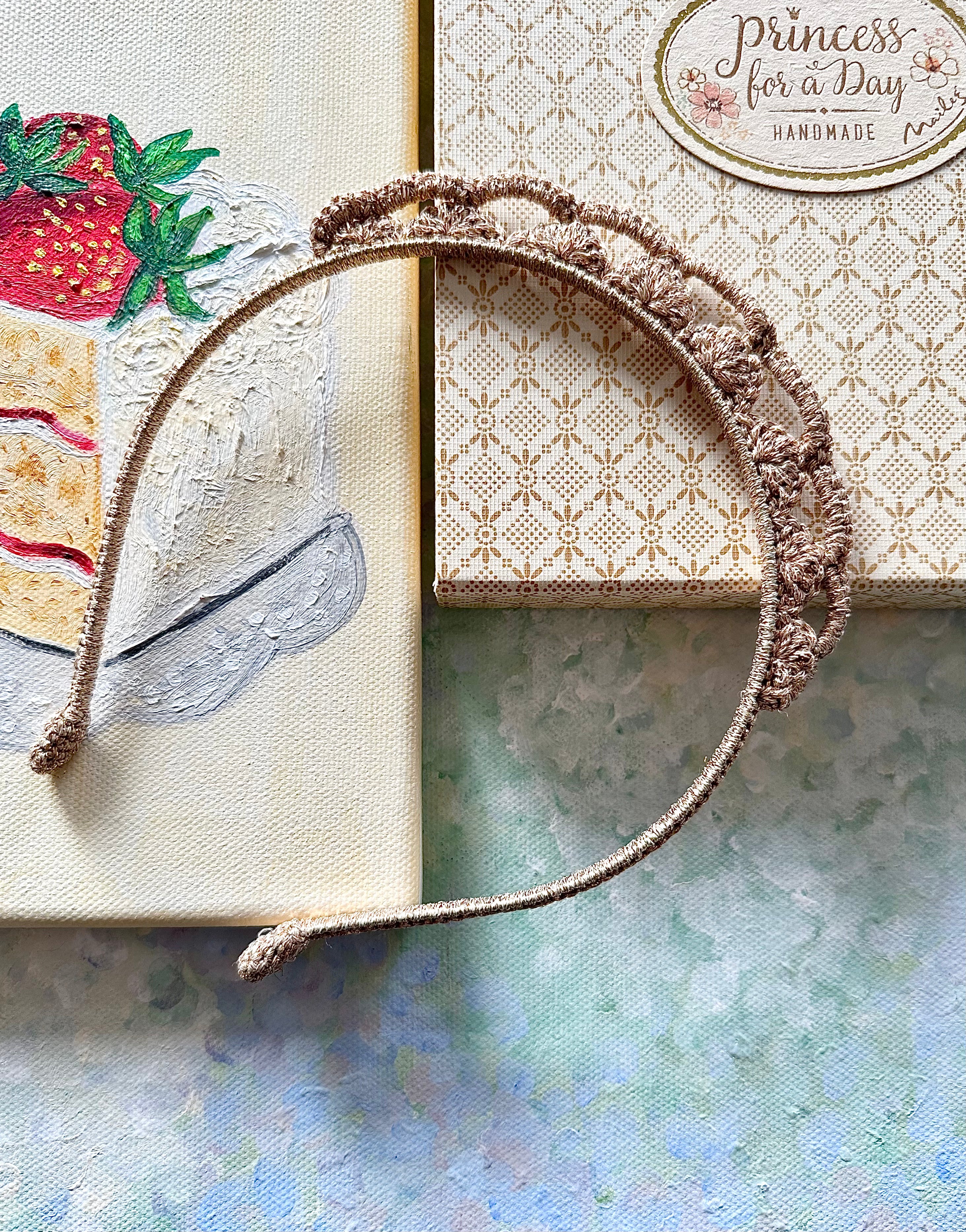 Magic Wardrobe: Tiara - 2016