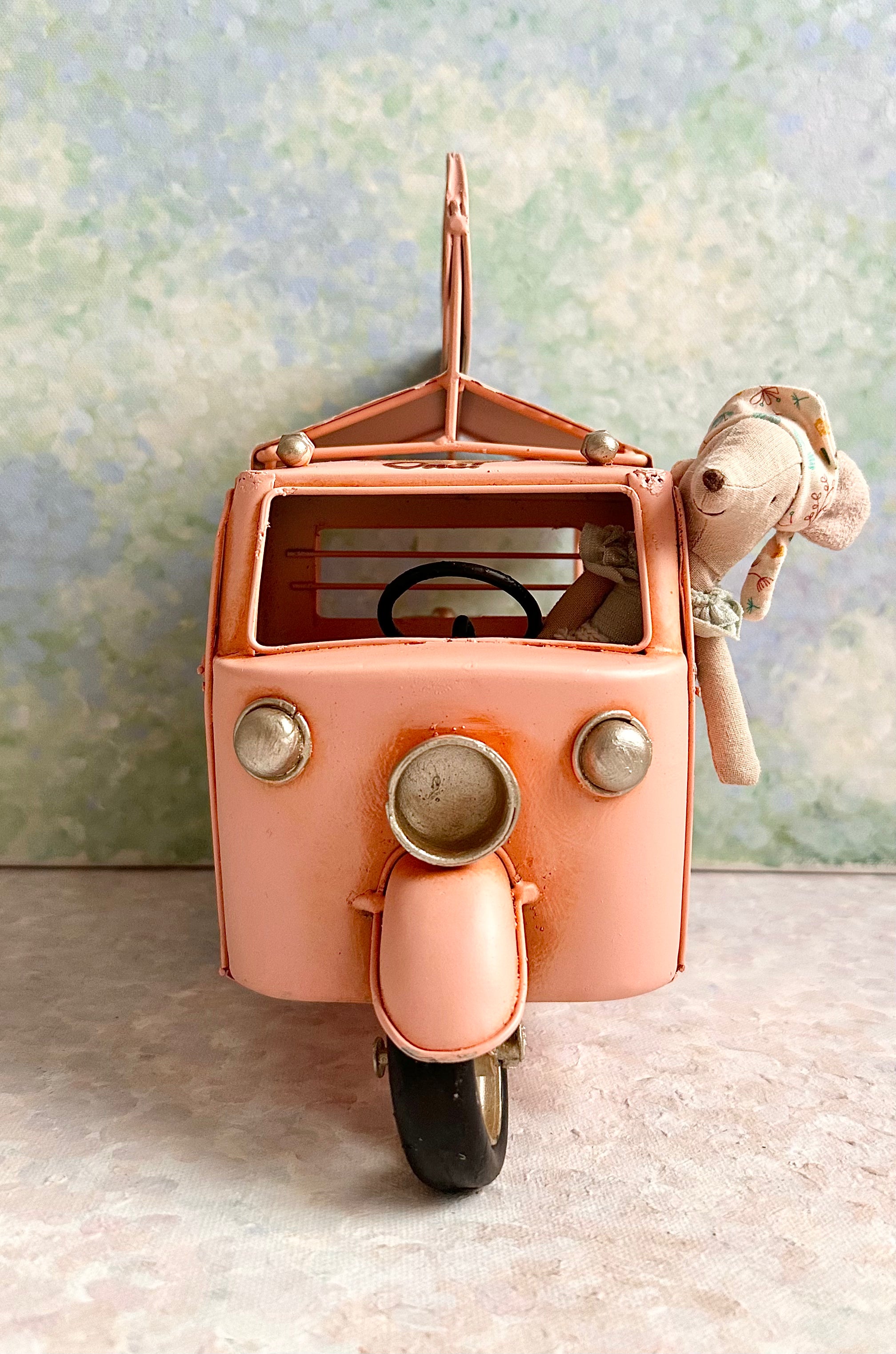 Miniature Vintage Ice Cream Van