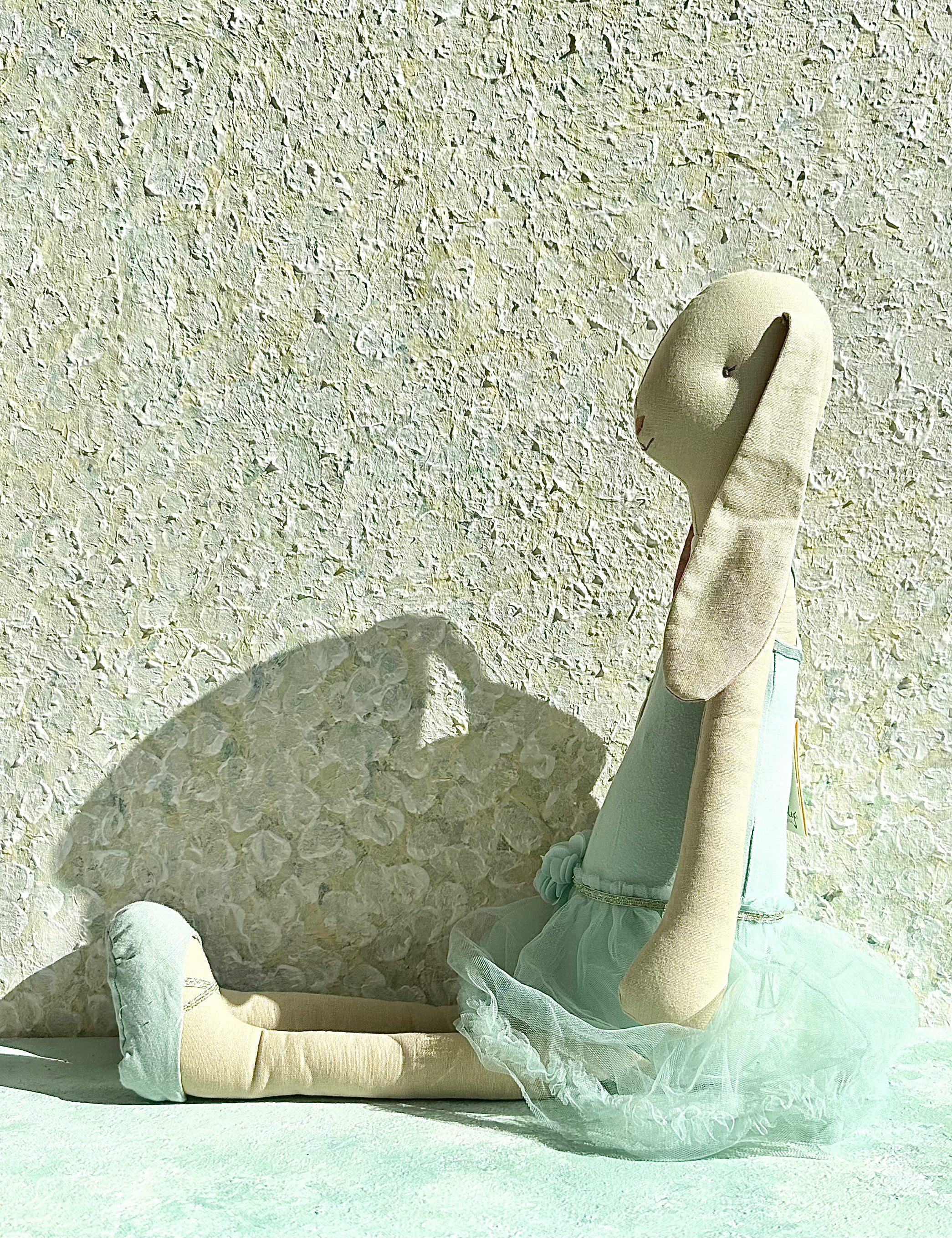 Mega Bunny Ballerina - 2017